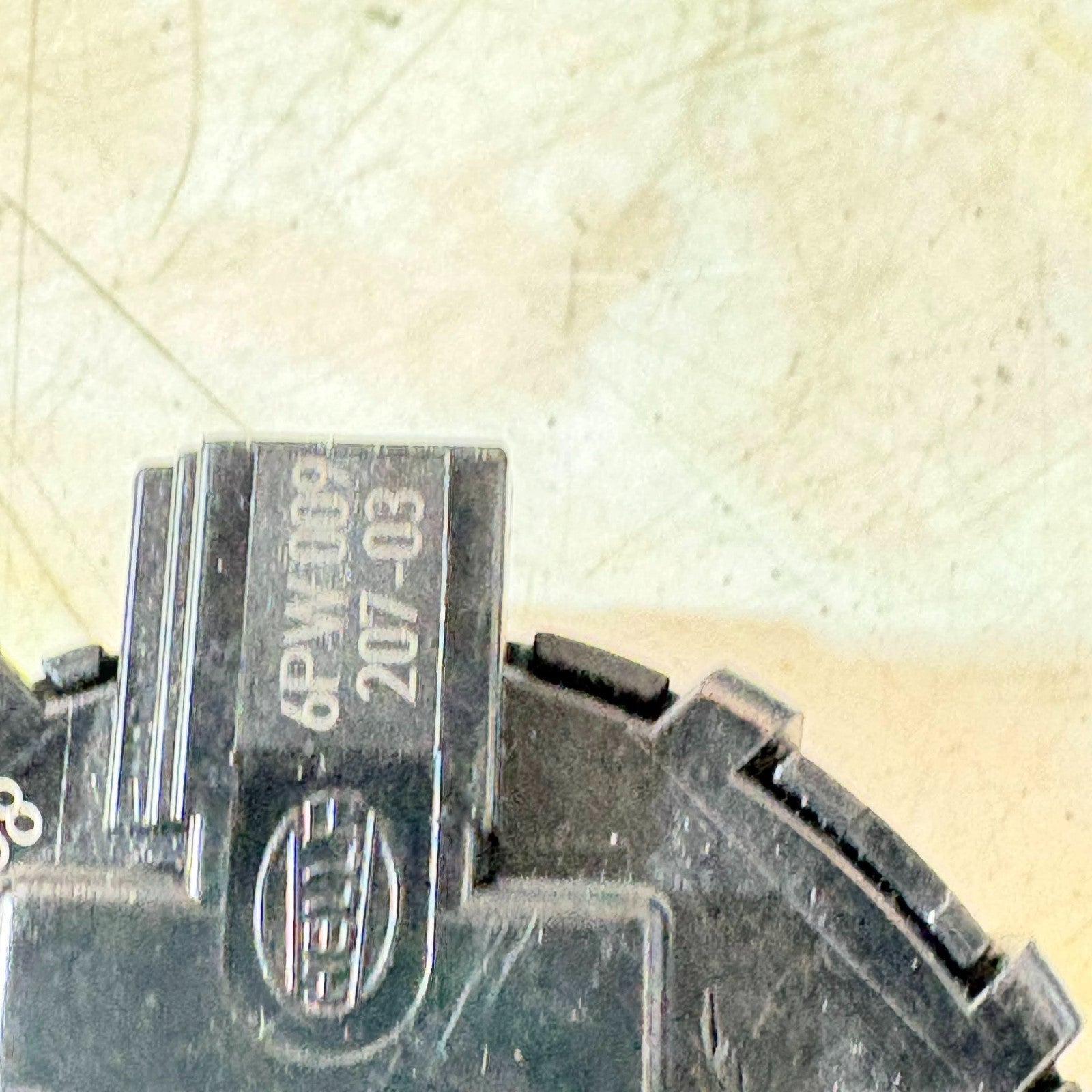 Nissan Note 2006-2013 Qashqai 2007-2013 Navara 2005-2015 Rain Sensor 28536EB30C