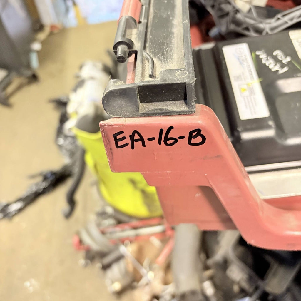 V1060 HONDA CIVIC ECU Control Module Unit A-000011 2012
