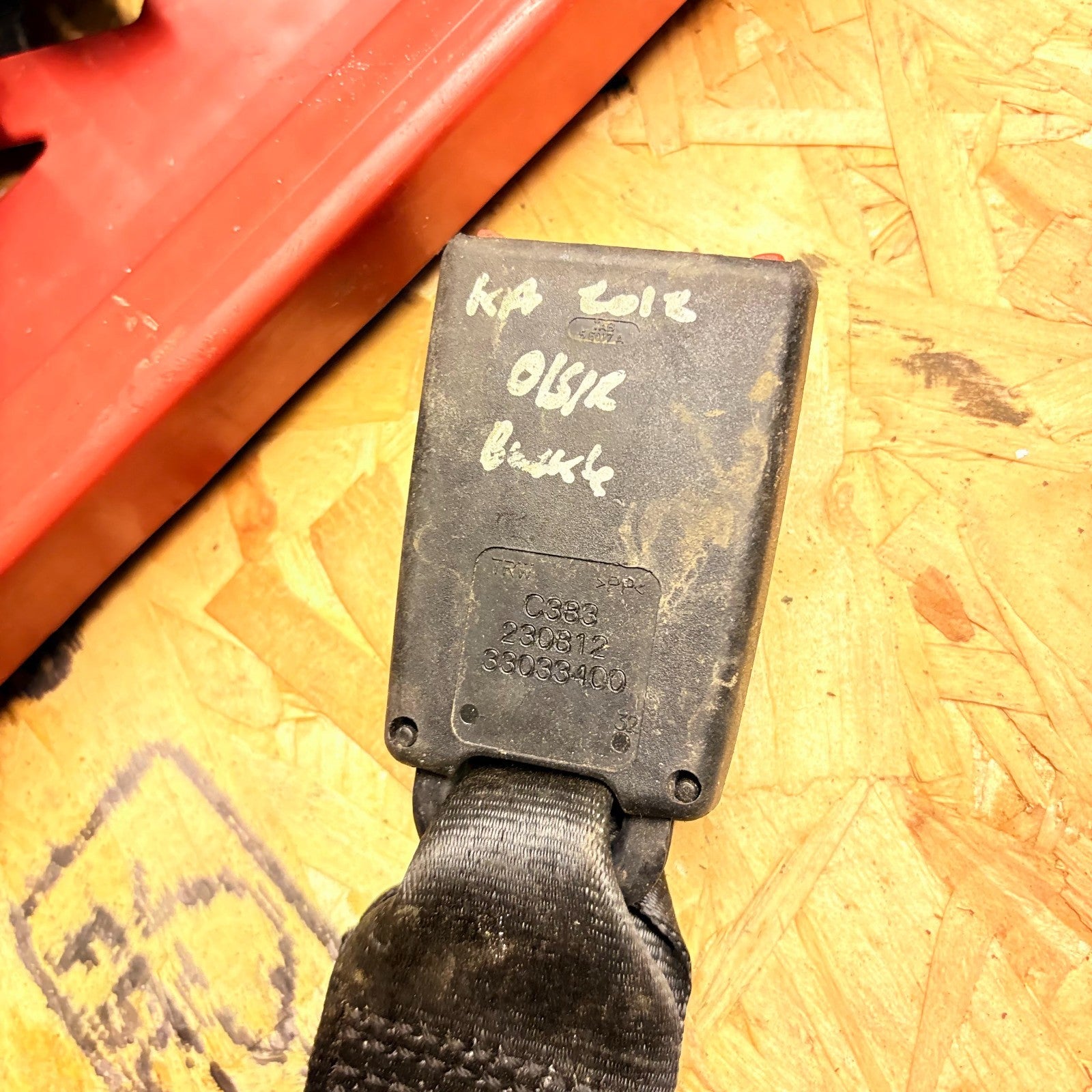 Ford Ka MK2 Drivers Rear Seatbelt Buckle Catch 33033400 2008-2016