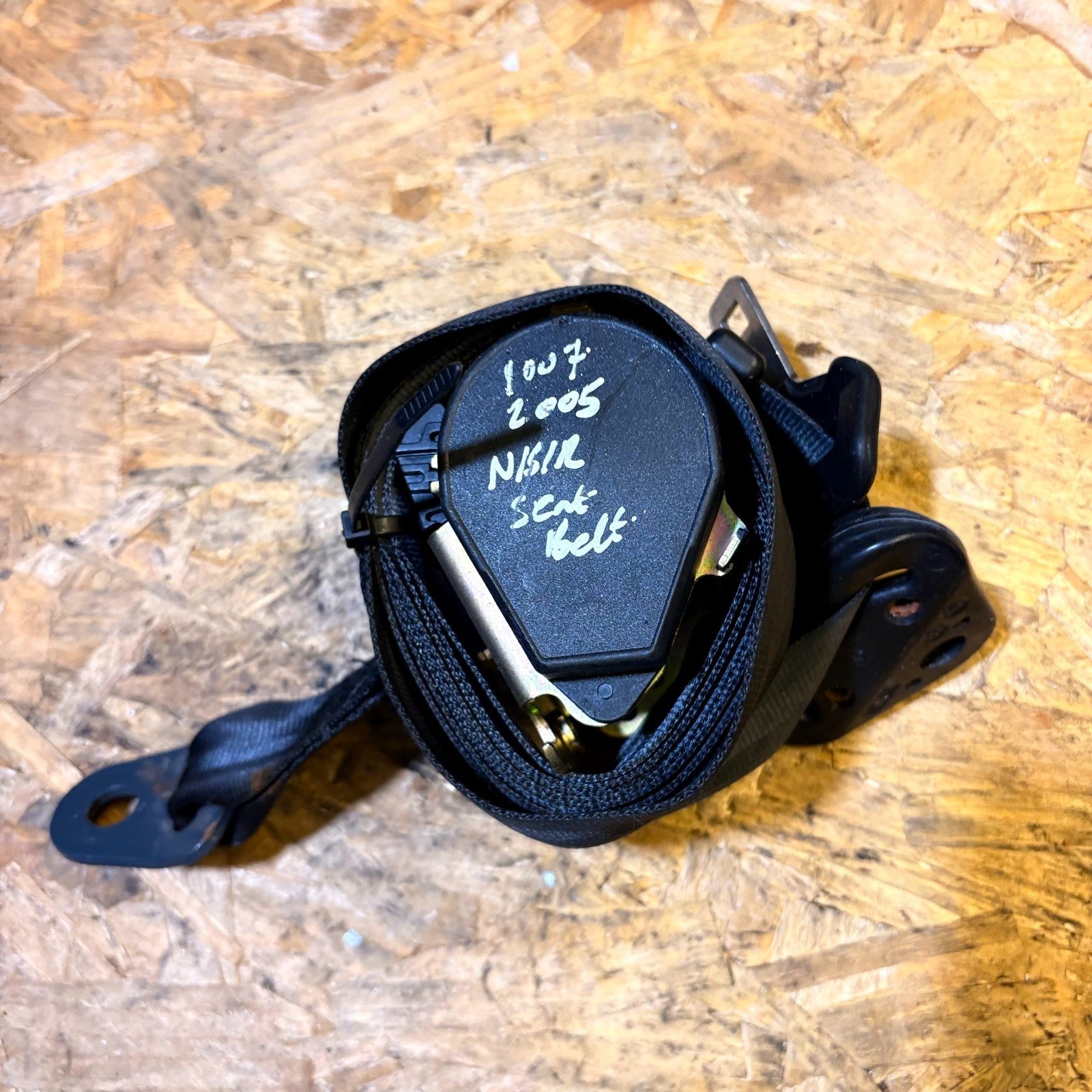 Peugeot 1007Mk1 2004-2009 Left Nearside Rear Seat Belt 0403069