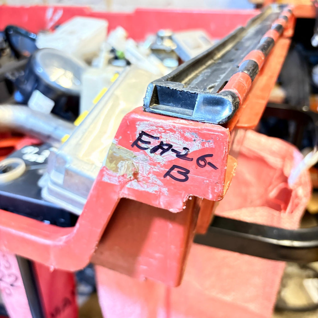 Daihatsu Sirion MK2 2009 Front right driver side door wiring loom A006642