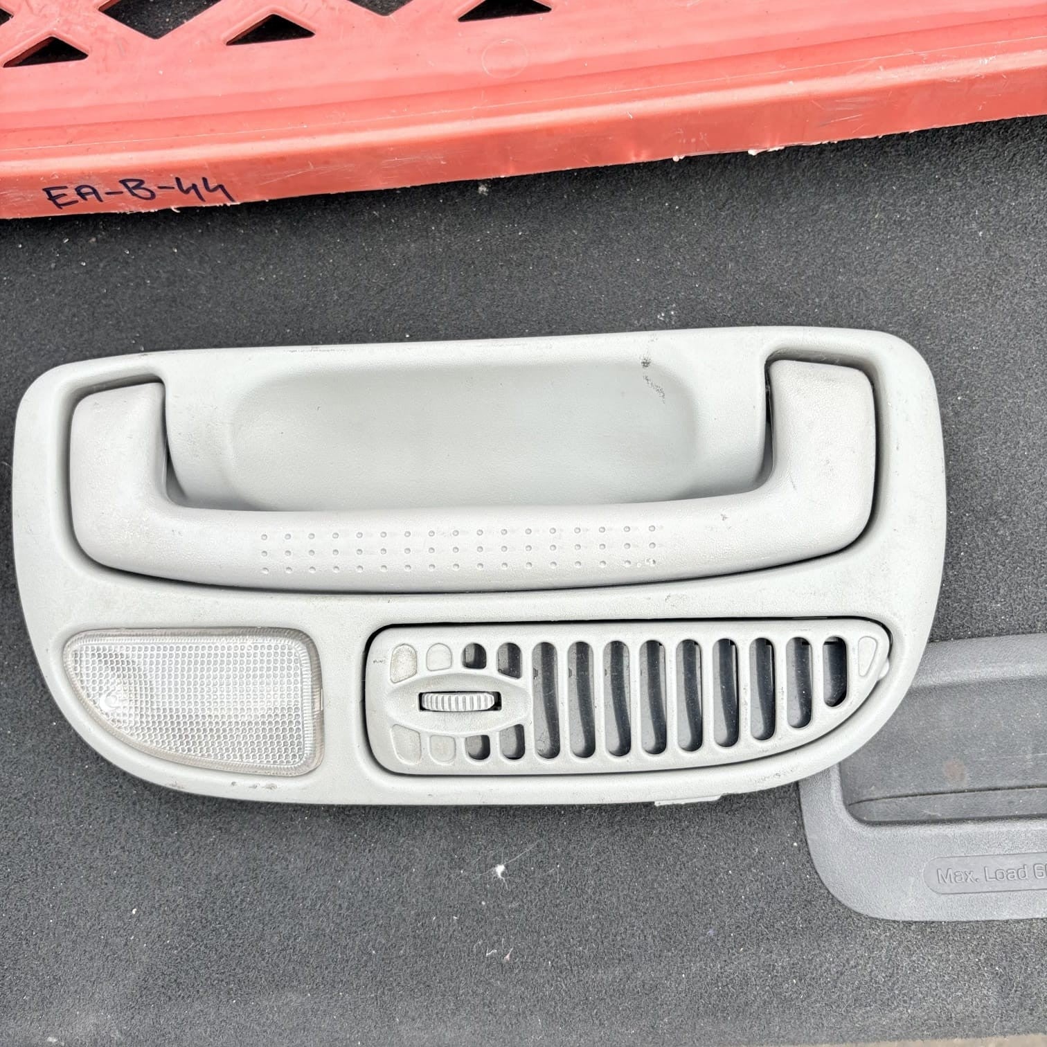 KIA SEDONA 2004 DOOR HANDLE-INTERIOR (FRONT PASSENGER SIDE) 0K55251320 NSR