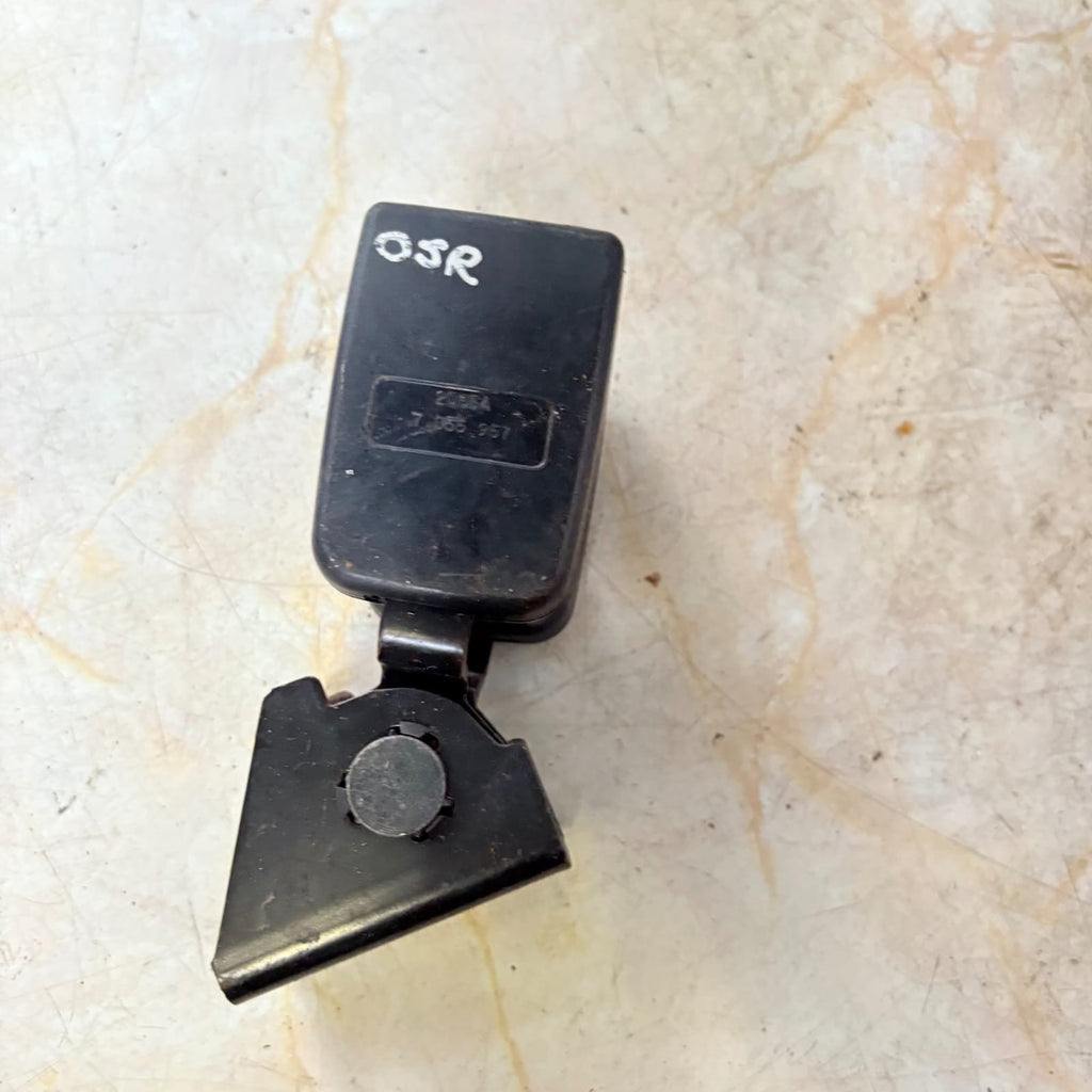 BMW MINI Cooper Driver front passenger rear Seat Belt Buckle R50 7055957 NSR OSF