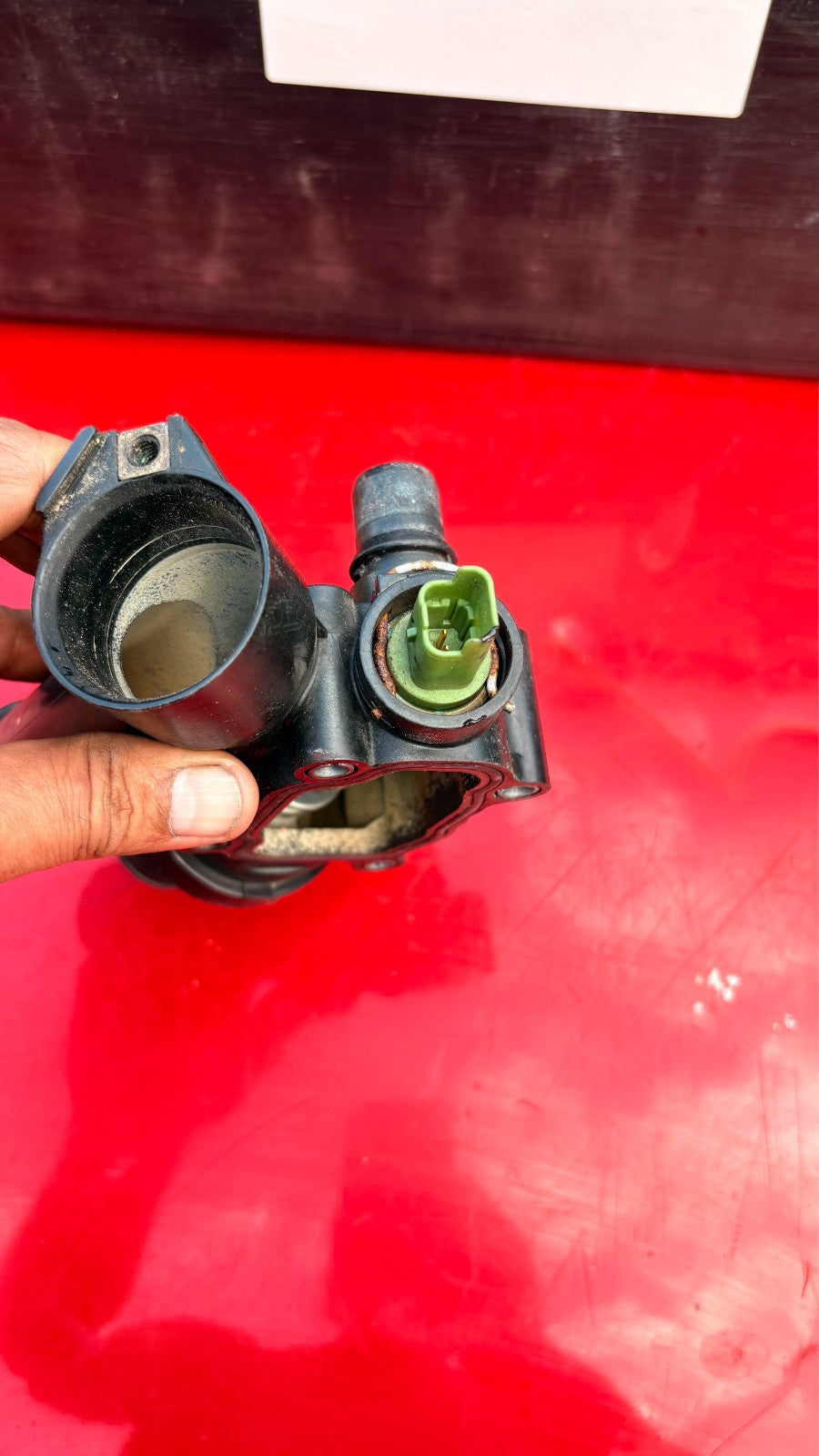 LAND ROVER FREELANDER 2.2 2007 COOLANT THERMOSTAT HOUSING 9657182080
