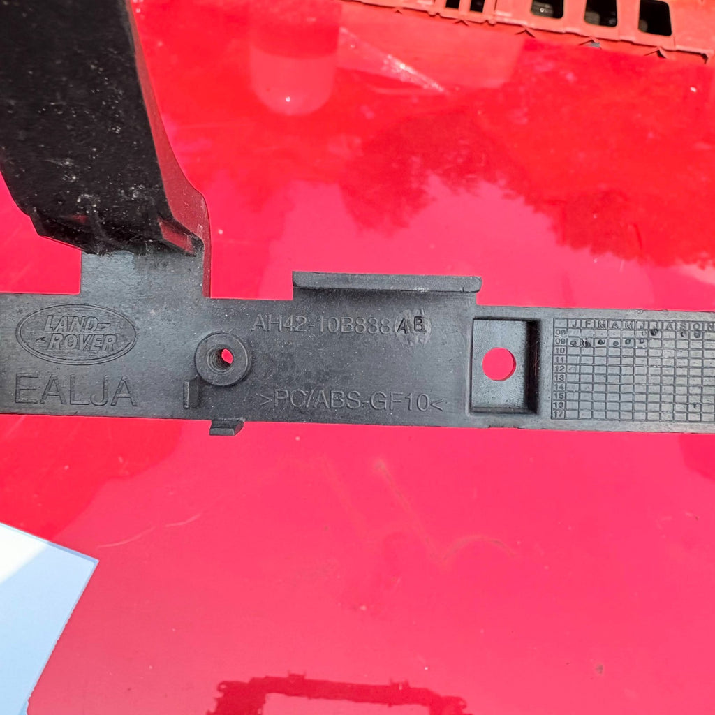 Range Rover L322 2006-2012 Climate Control Mounting Bracket AH42-10B838-AB