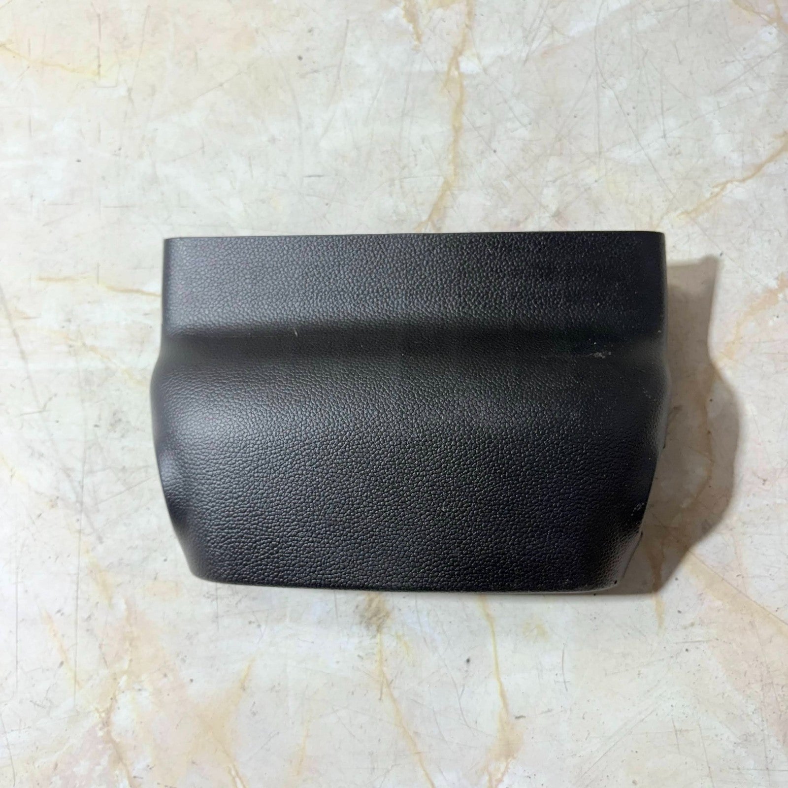 HYUNDAI i10 2015 STEERING COLUMN SURROUND TRIM COVER B9848-52000
