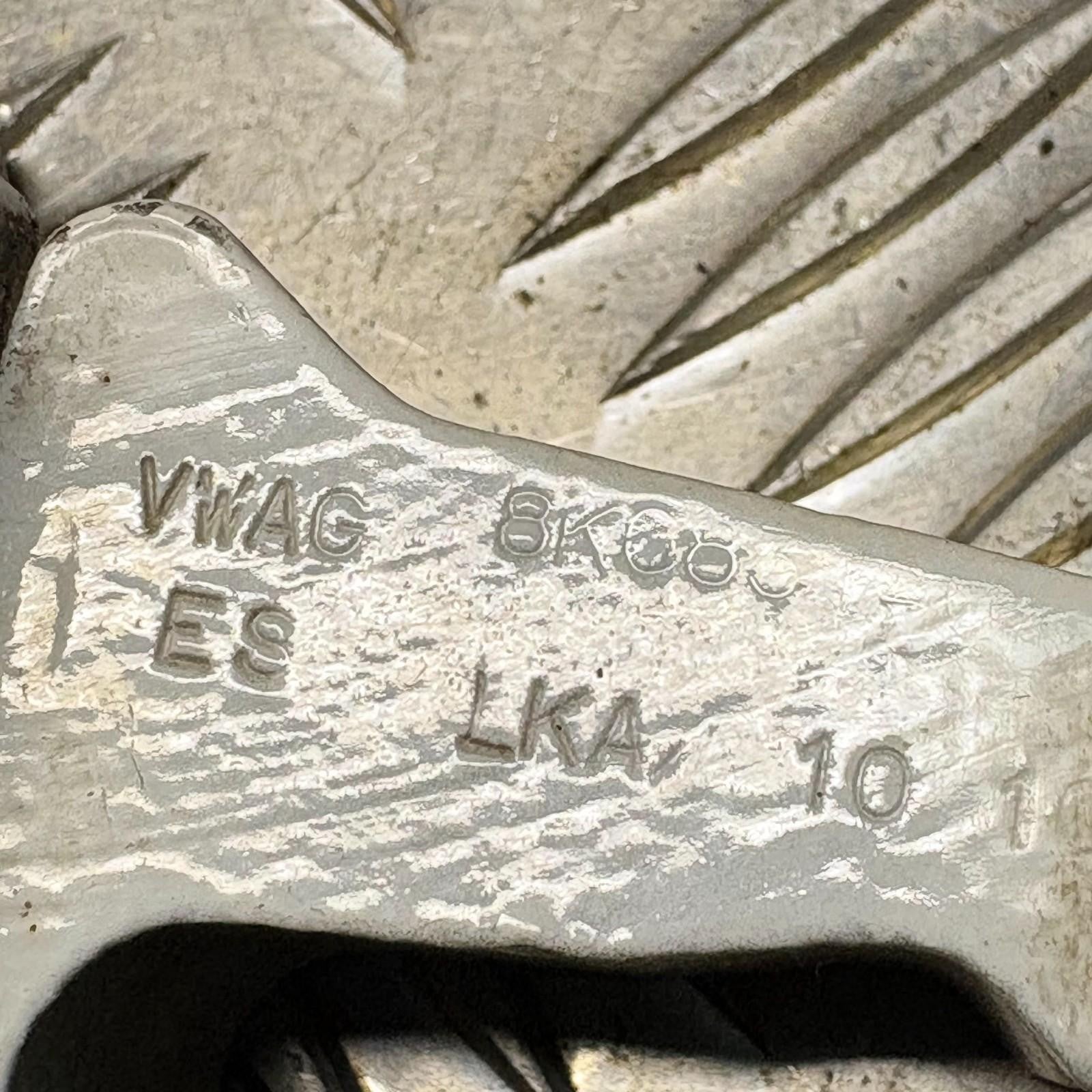 SEAT IBIZA V 2010 Front Left [assenger Side Door  Hinge