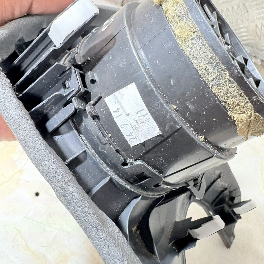 DIS HIDRID 2014 DRIVER FRONT AIR VENT 55404-0D080
