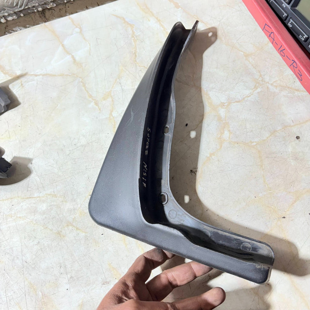 SKODA SUPERB Passenger Front Left Side Mud Flap 2001-2008