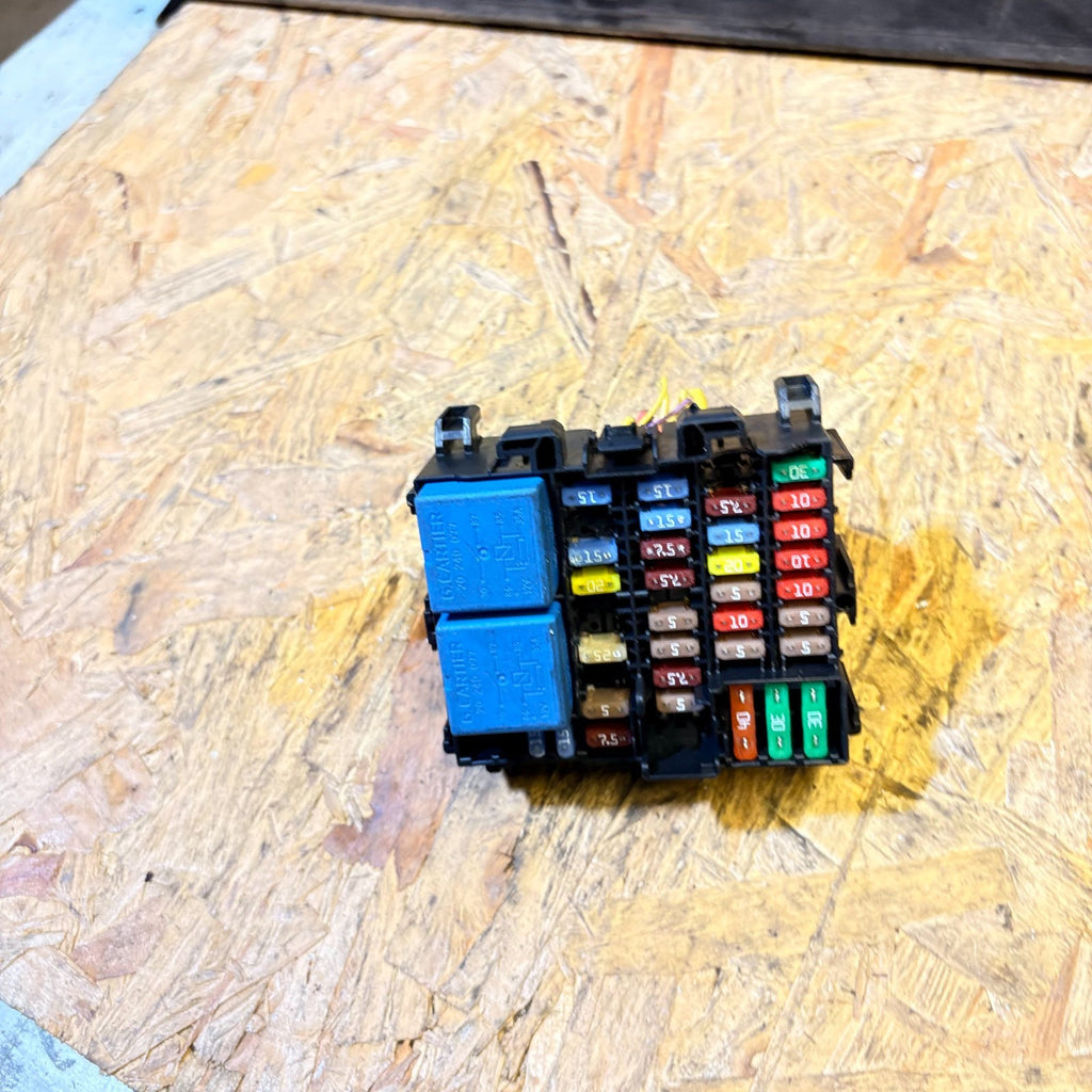 Dacia Logan 2010 Fuse Box & Relay Box (Blade Fuse Panel) | 3 Month Warranty