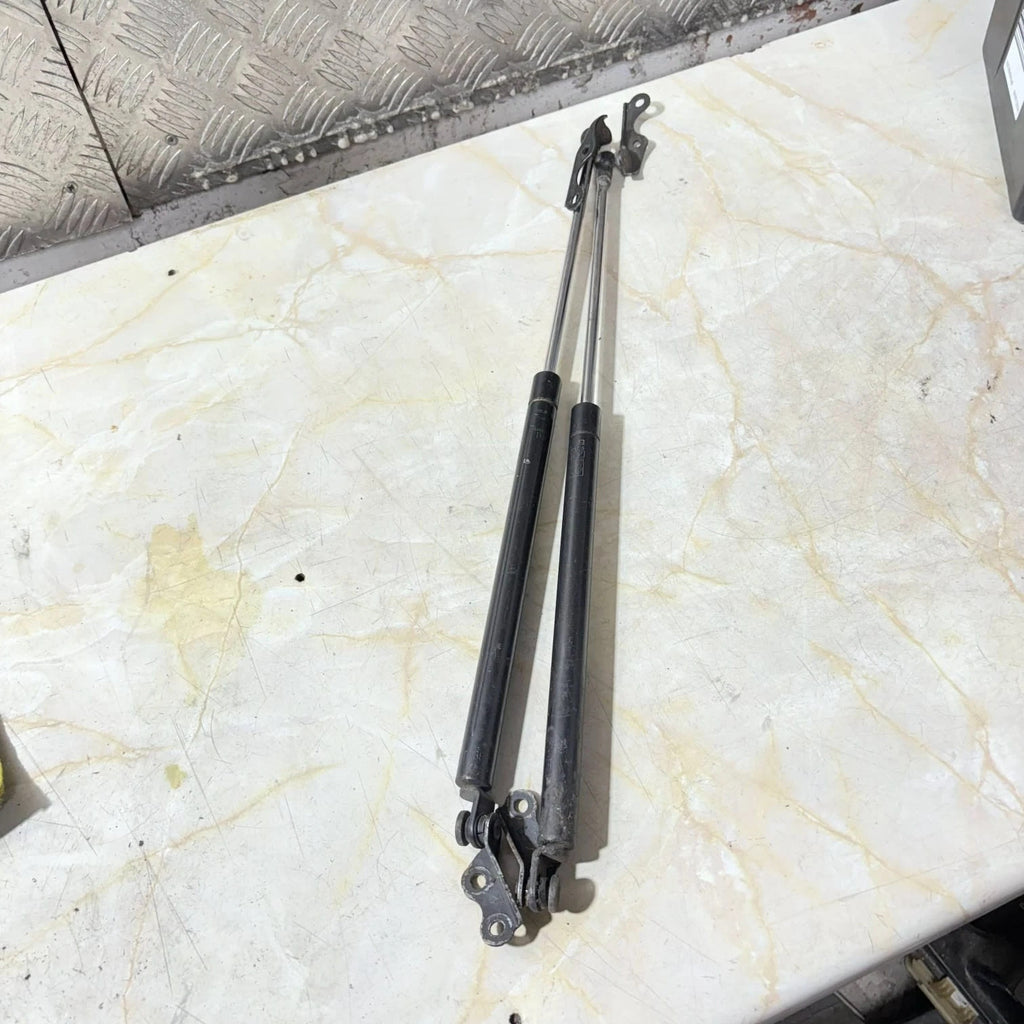 Kia Sorento Shock Absorbere Rear Glass 87180-3E010 2.5 Crdi 170Hp