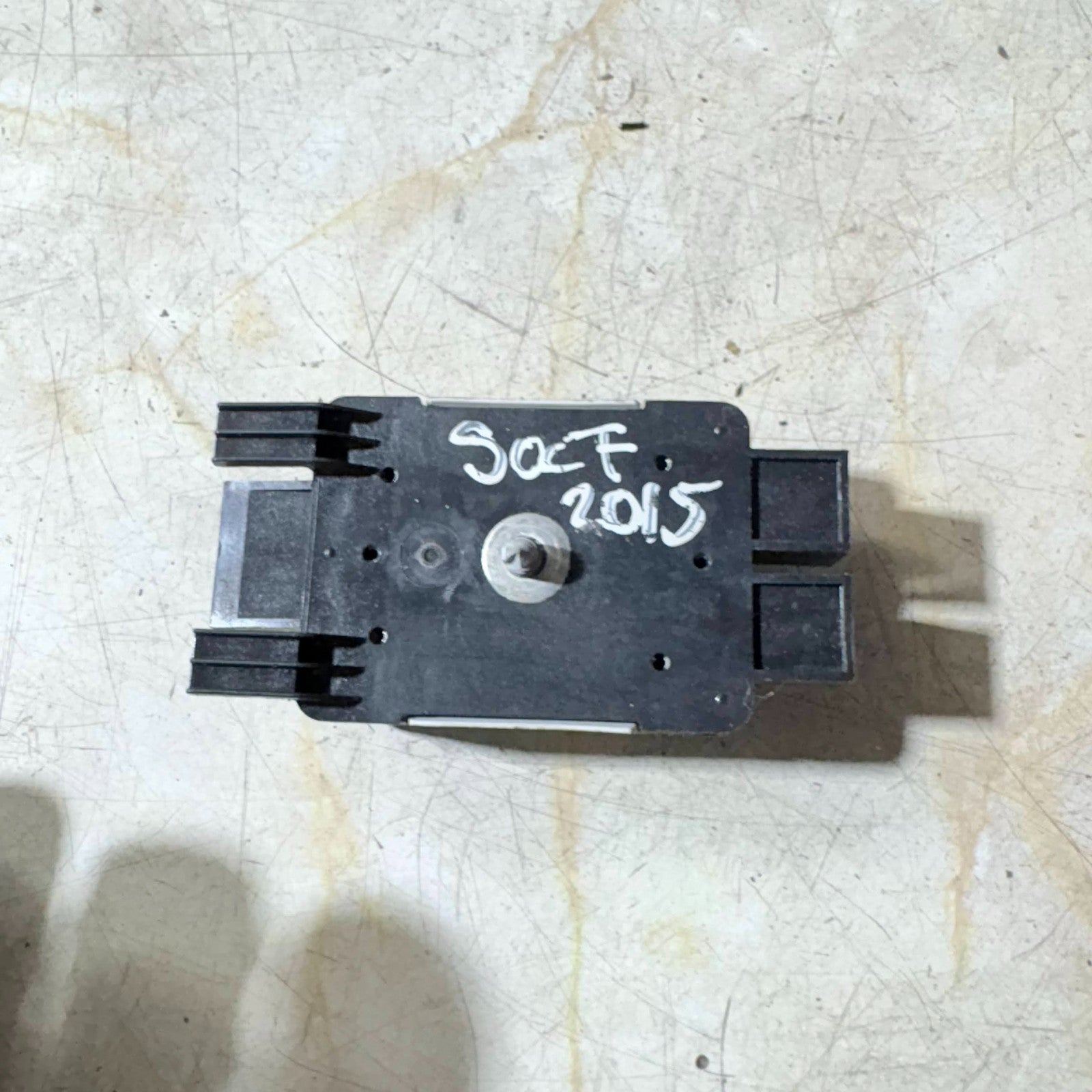 SEAT Leon 5F 2017-2020 AM Aerial Frequency Filter Radio Capacitor 5Q0035570