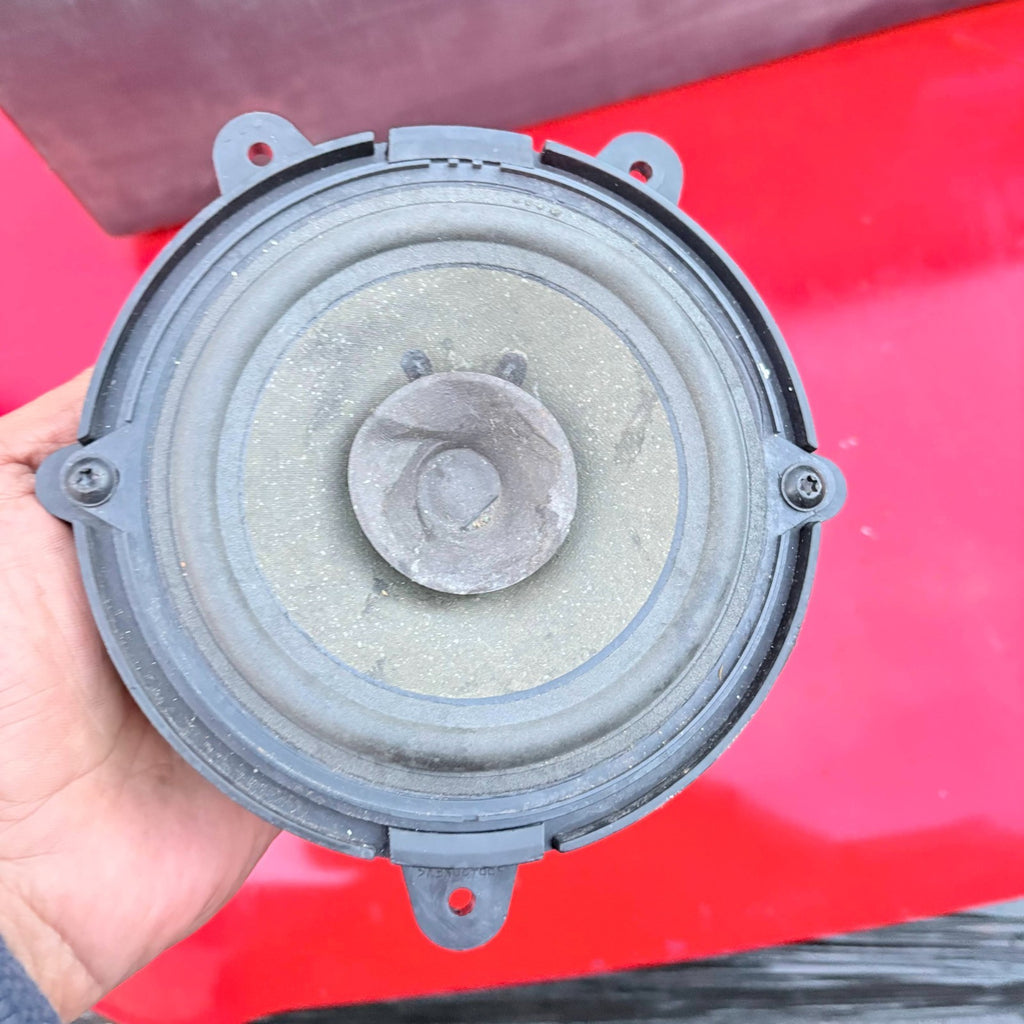 RENAULT TWINGO II 2012 Driver Right Door Speaker