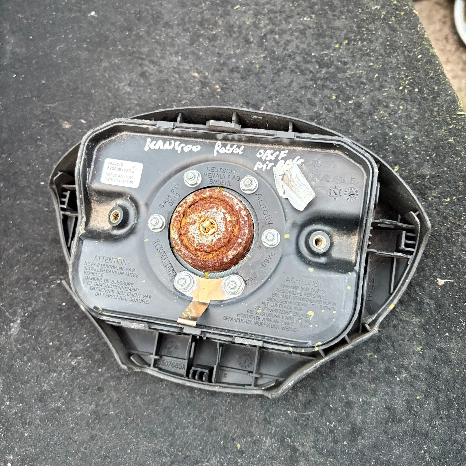 RENAULT KANGOO 1997-2008 OFFSIDE DRIVER STEERING WHEEL SRS 8200091772J