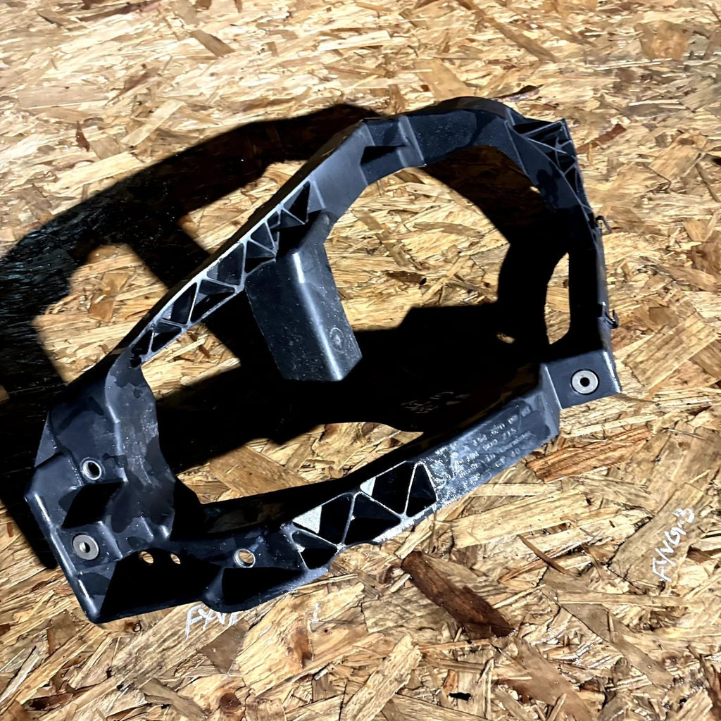 SMART FOURFOUR PASSENGER FRONT HEADLAMP PANEL A4546200901