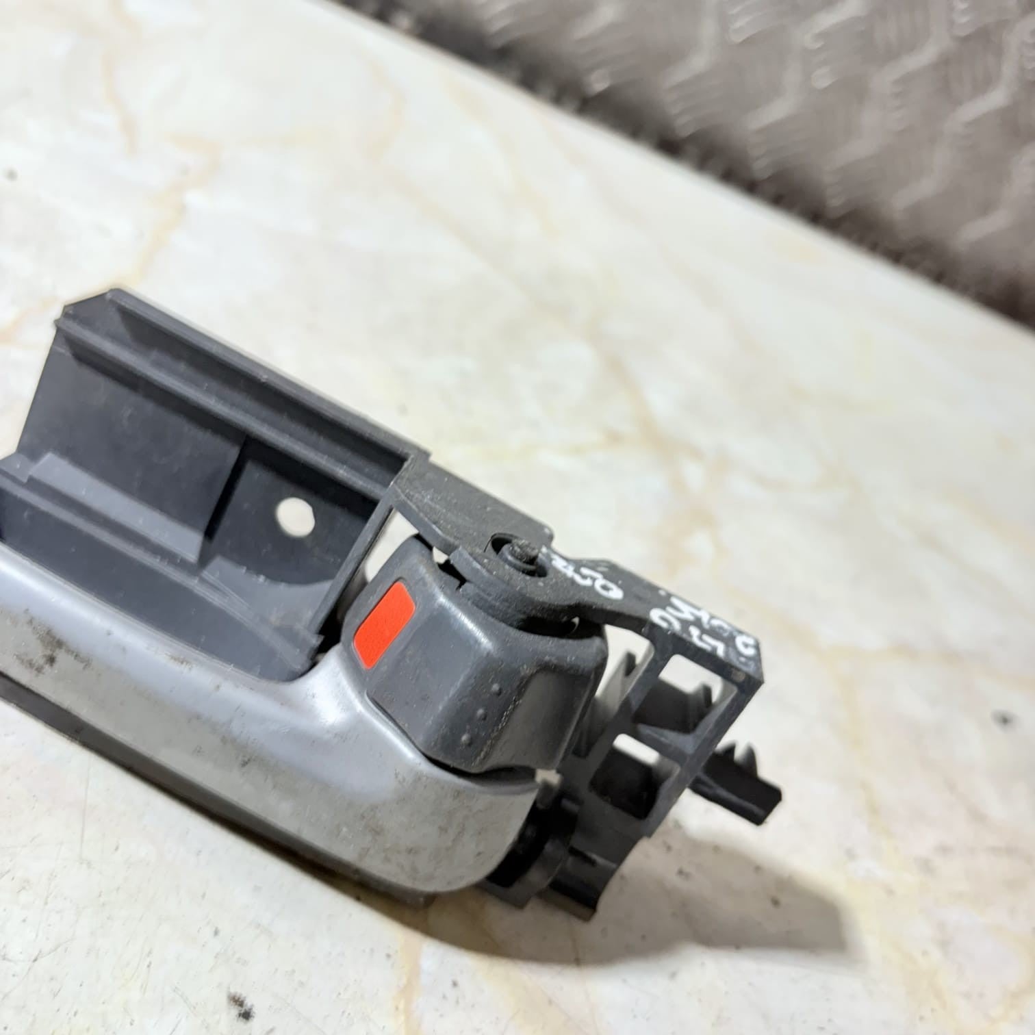 SUZUKI ALTO MK5 INTERIOR DOOR HANDLE DRIVER REAR 83110-68K0 2015 🌟