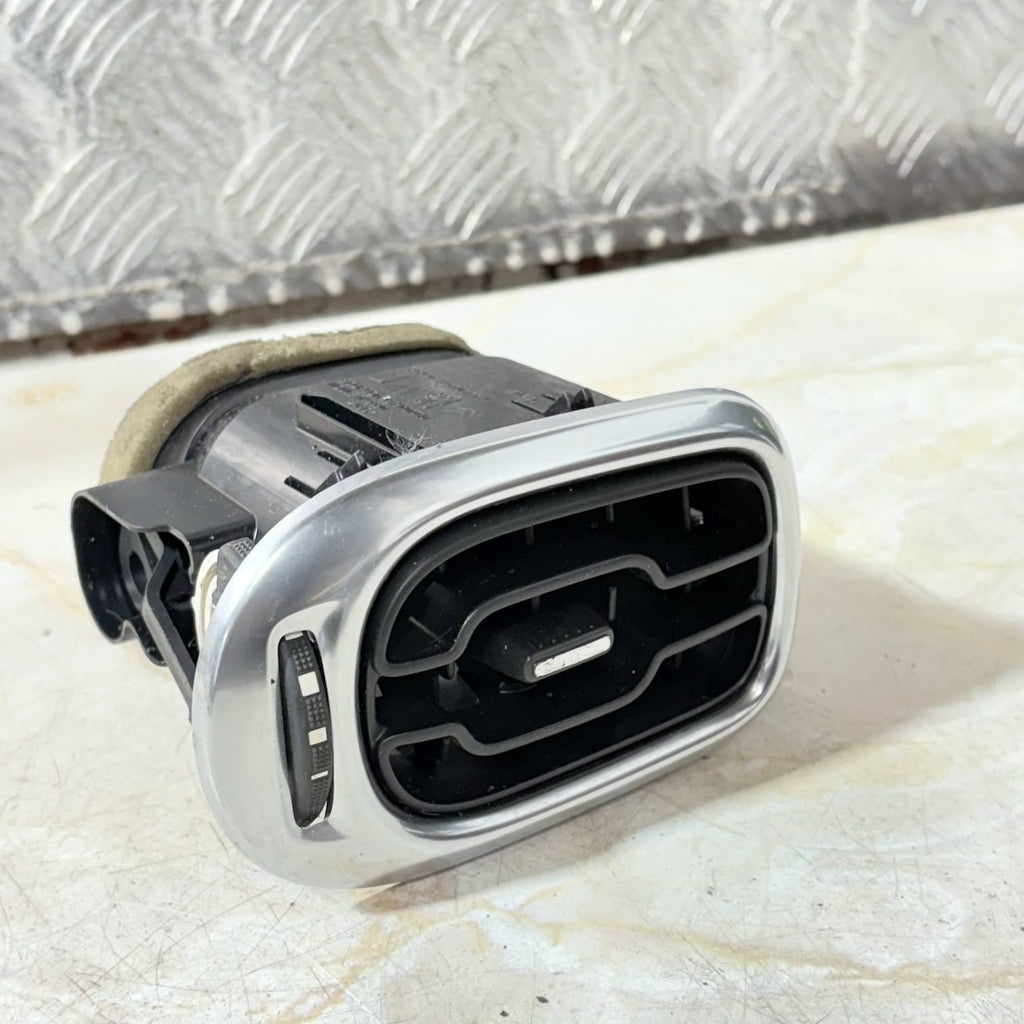 Citroen C3 Picasso 2008-2017 Dash Left Air Vent Grille 9682570377 8578007010