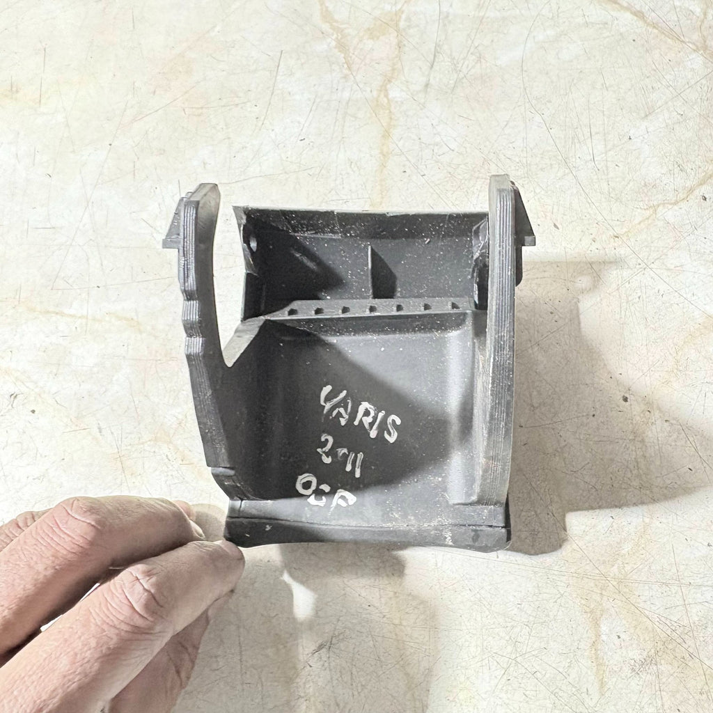 Toyota Yaris 2005-2011 5-Door Right Side Dashboard Storage Pocket