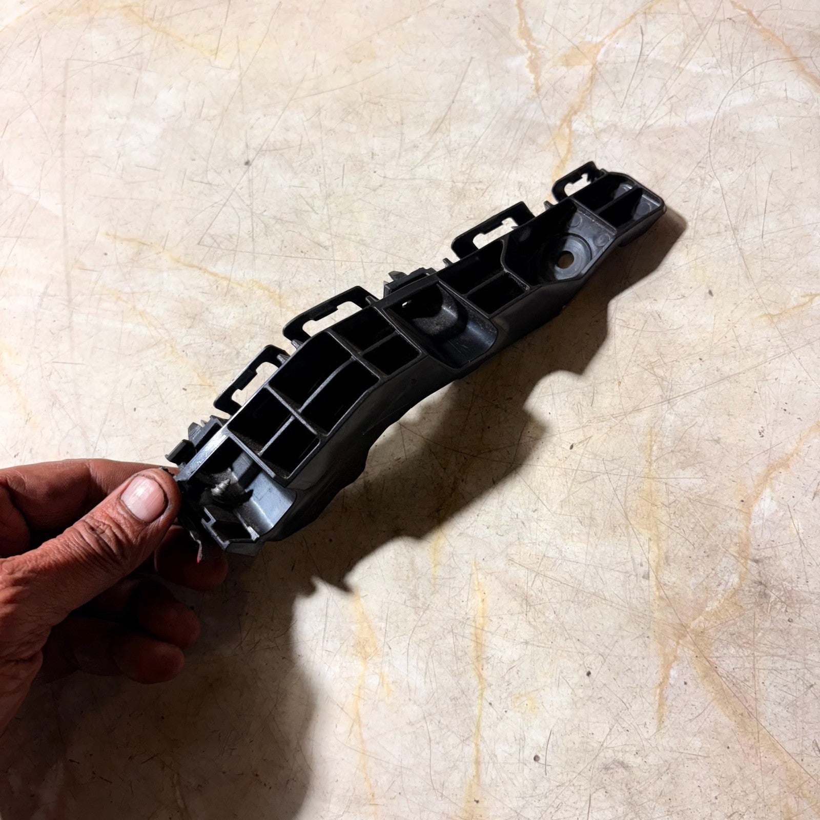 Opel Zafira B 2005-2008 Bumper mounts/BUMPER BRACKET