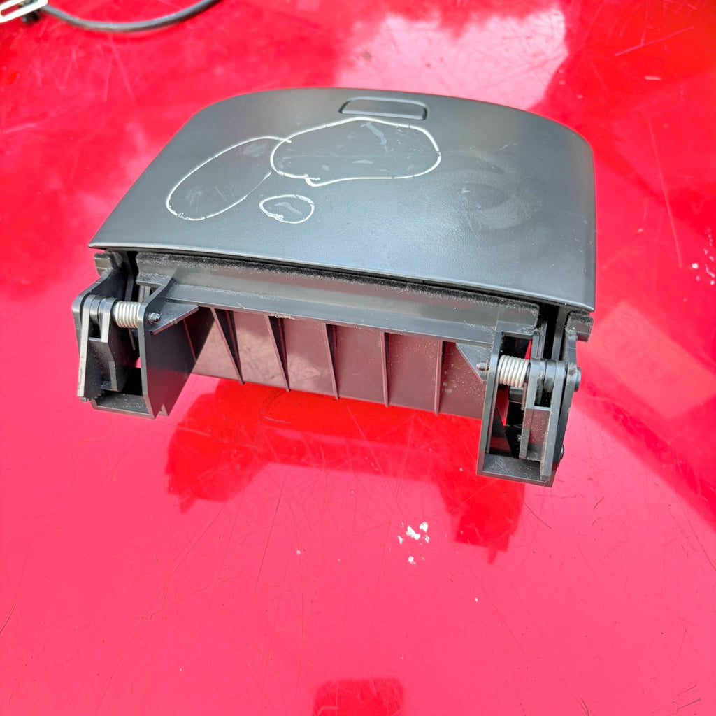 CHEVROLET CAPTIVA STORAGE COMPARTMENT 2010
