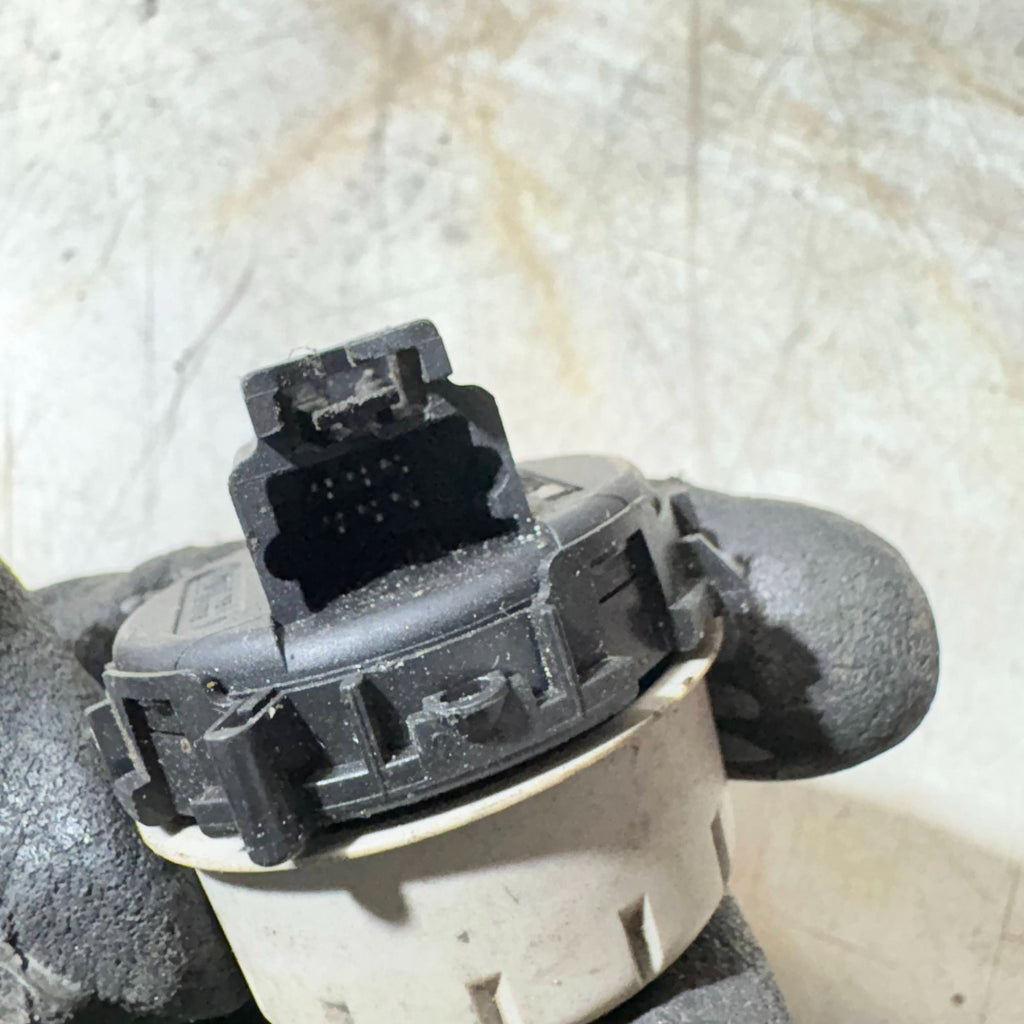2002-2008 Renault Megane Sunroof Switch Button 2211325