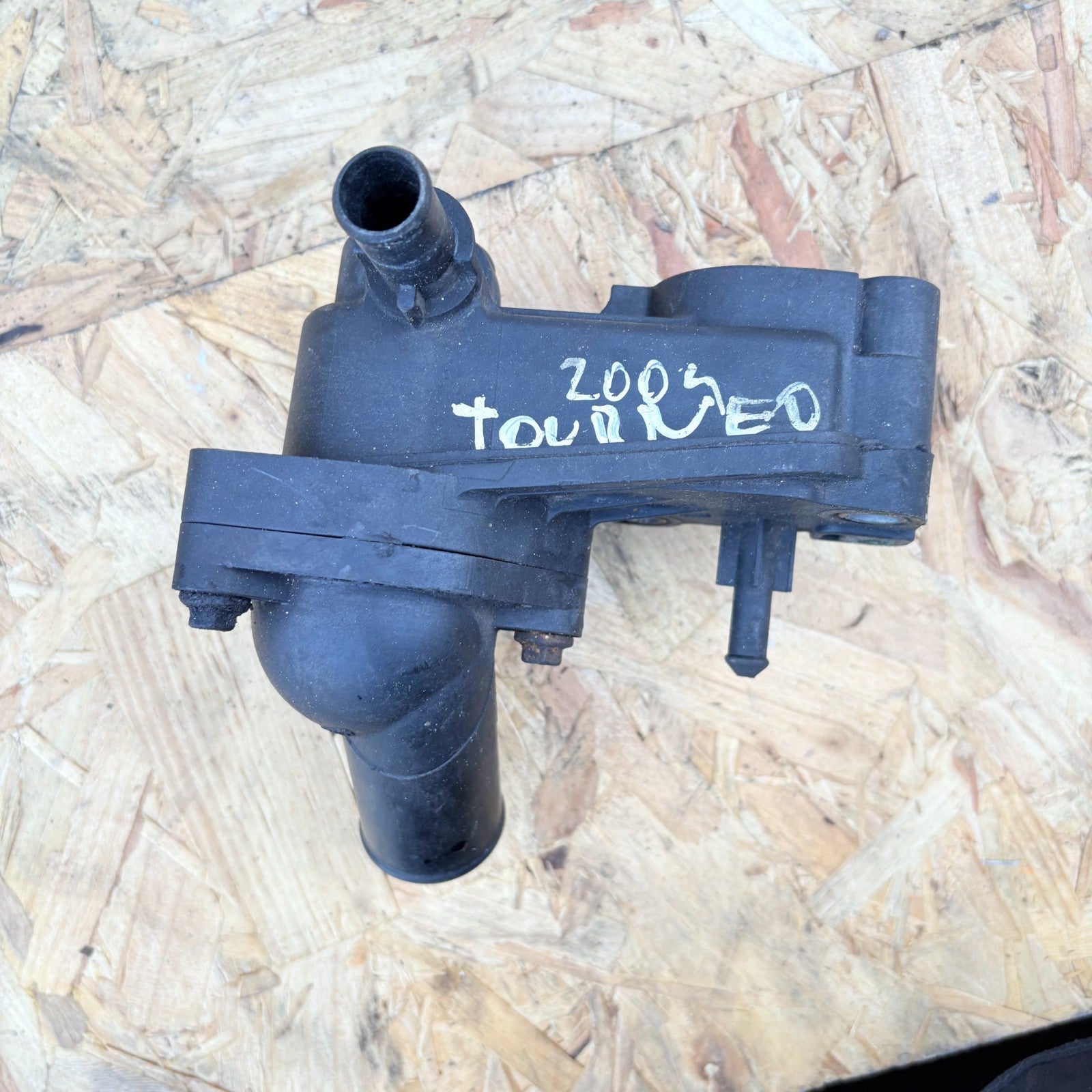 Coolant Thermostat and Housing Ford Tourneo Connect 2002 to 2013
