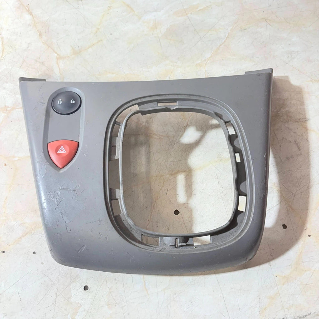 2003-2009 RENAULT GRAND SCENIC MK2 GEAR LEVER SURROUND TRIM GREY 8200141003