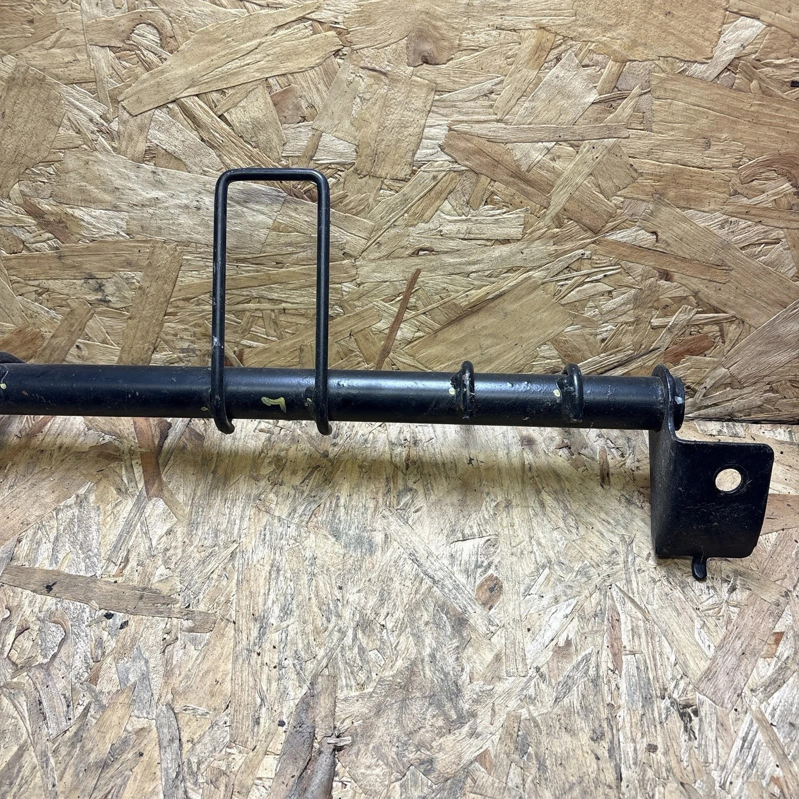 Suzuki Alto 2009-2014 / Nissan Pixo 2009-2013 Rear ISOFIX Anchor Bar Bracket