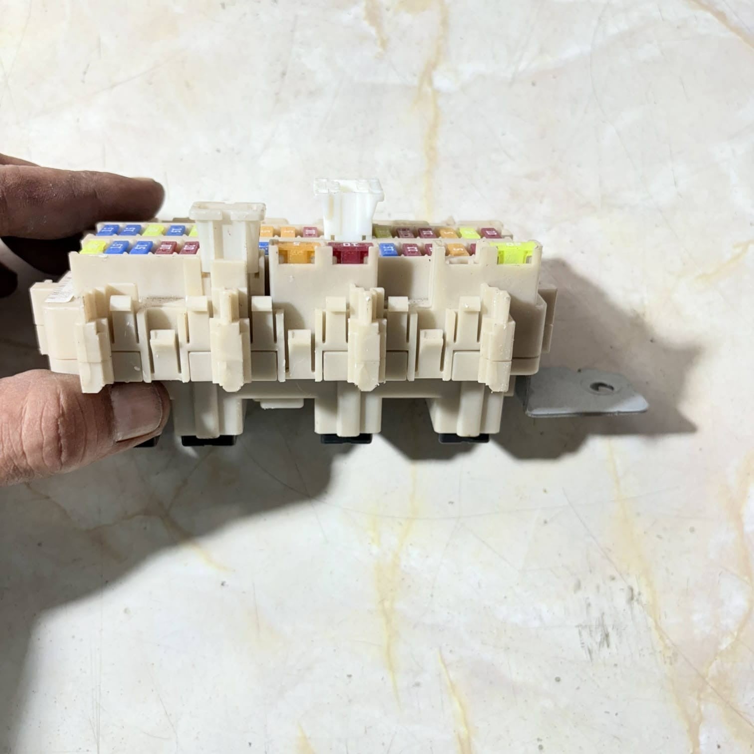 NISSAN QASHQAI J11 2019 1.5 DCI FUSE RELAY BOX 4EB0C
