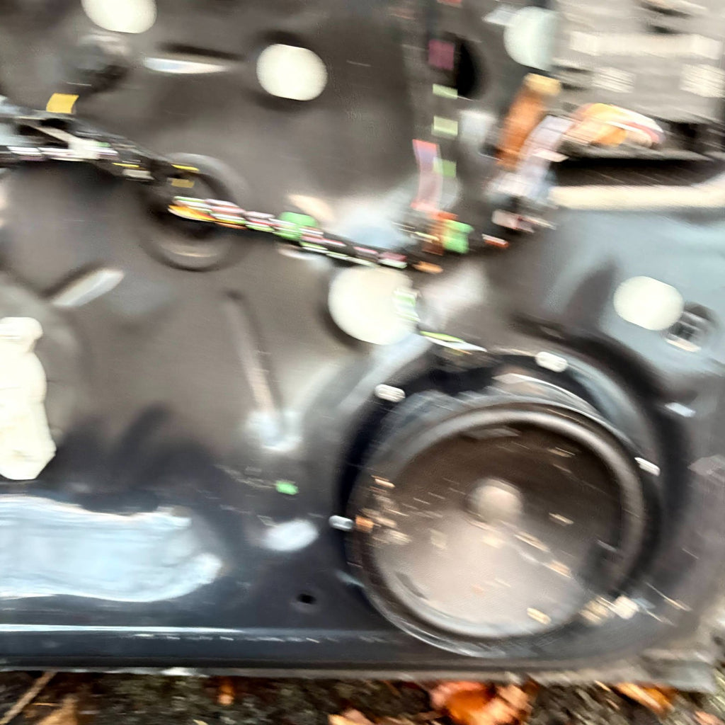 VOLKSWAGEN PASSAT B8 ESTATE PASSENGER SIDE FRONT BARE DOOR