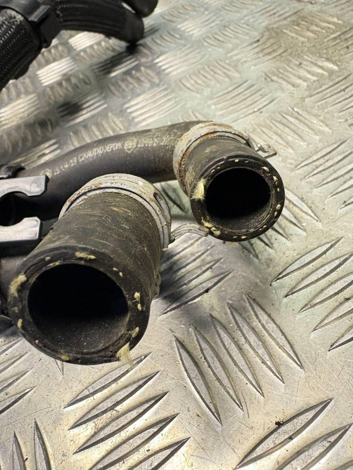 VW Caddy MK4 1.4 Coolant Water Pipe/Hose Assembly 3D0819423 (2015?2019)