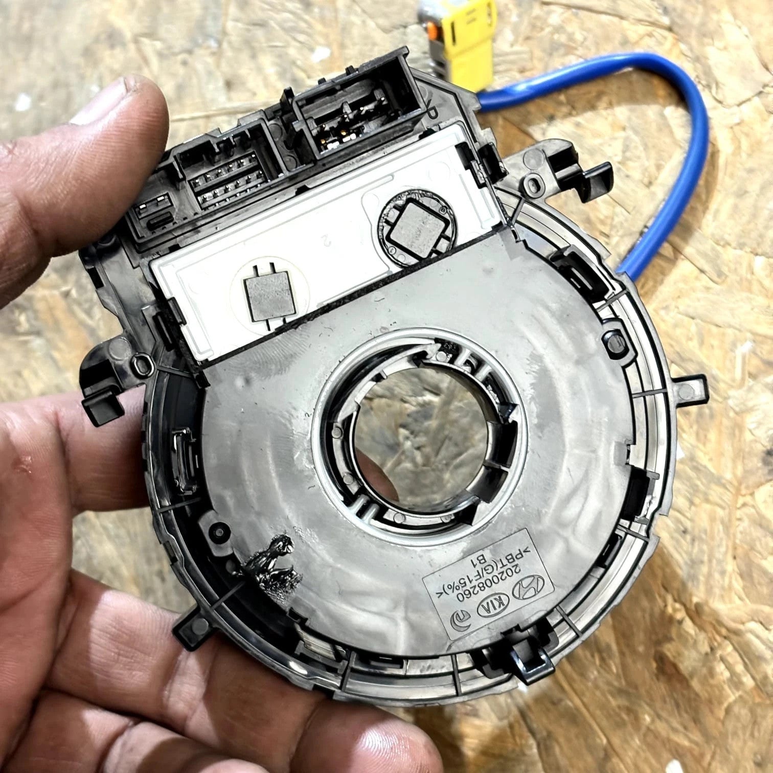 KIA SPORTAGE STEERING WHEEL SLIP RING CLOCK SQUIB 93490F1350