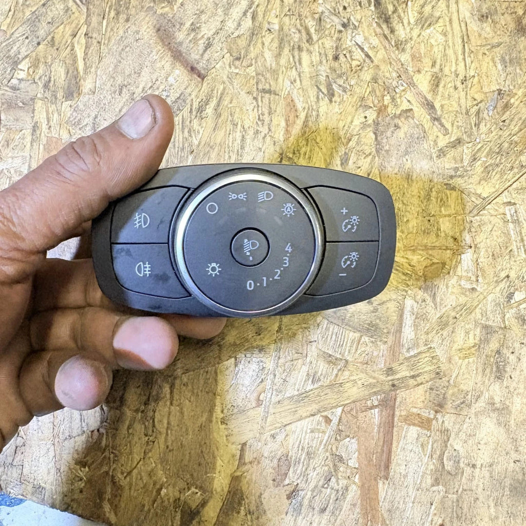2021 FORD FIESTA ACTIVE 1.0P HEADLIGHT HEADLAMP SWITCH 10507973-00