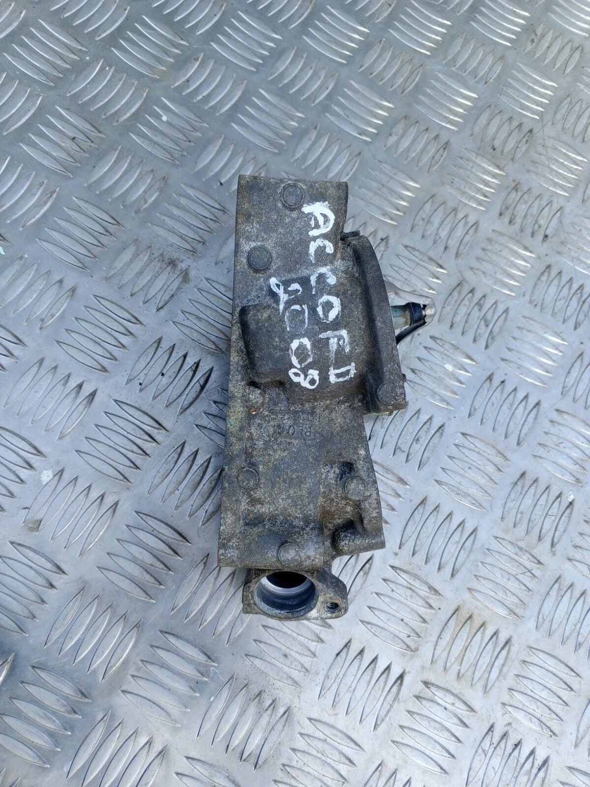 HONDA CR-V MK3 07-13 2.2 DIESEL THERMOSTAT HOUSING