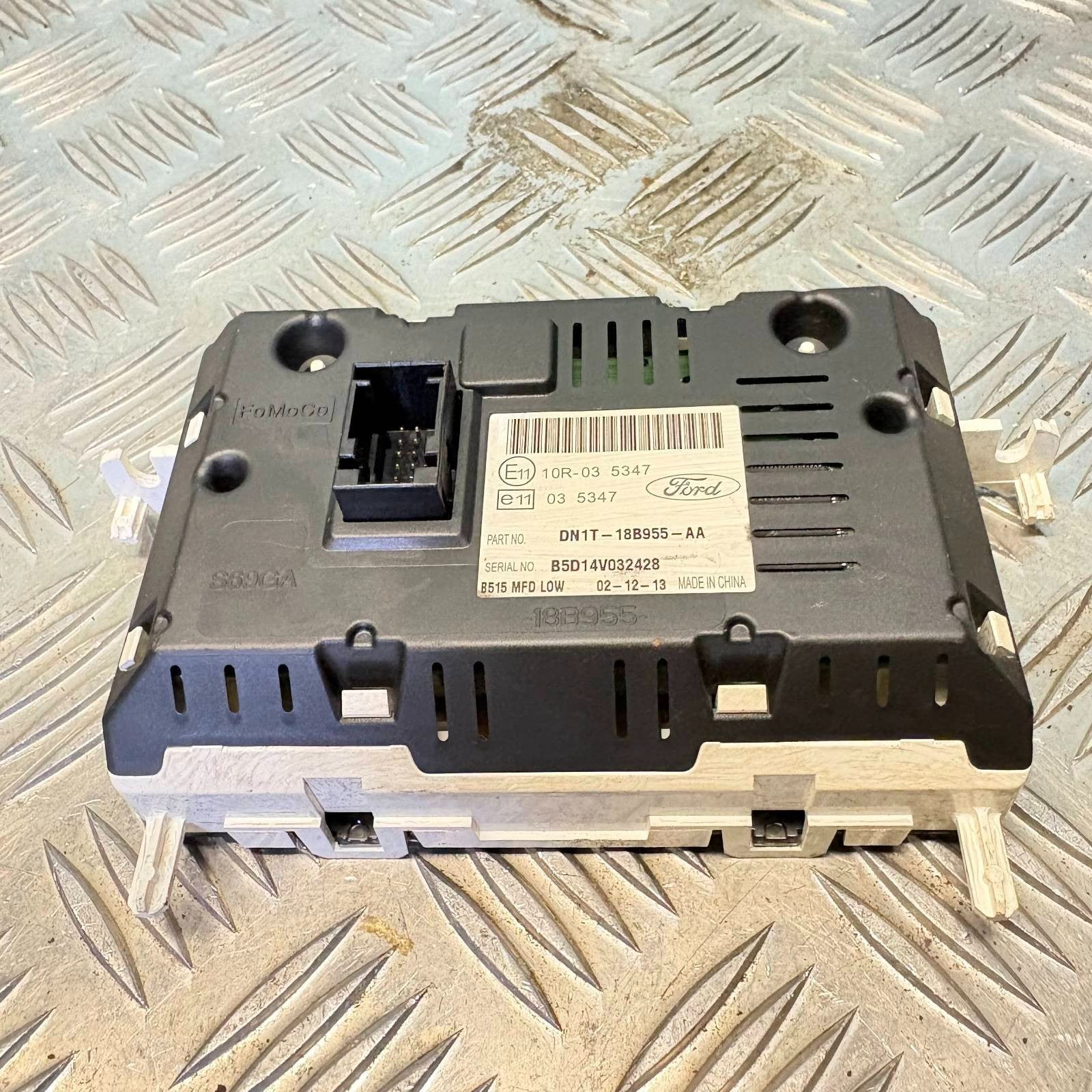 Ford Fiesta MK7 Display Screen Radio Information Clock DN1T-18B955-AA 2008-2012
