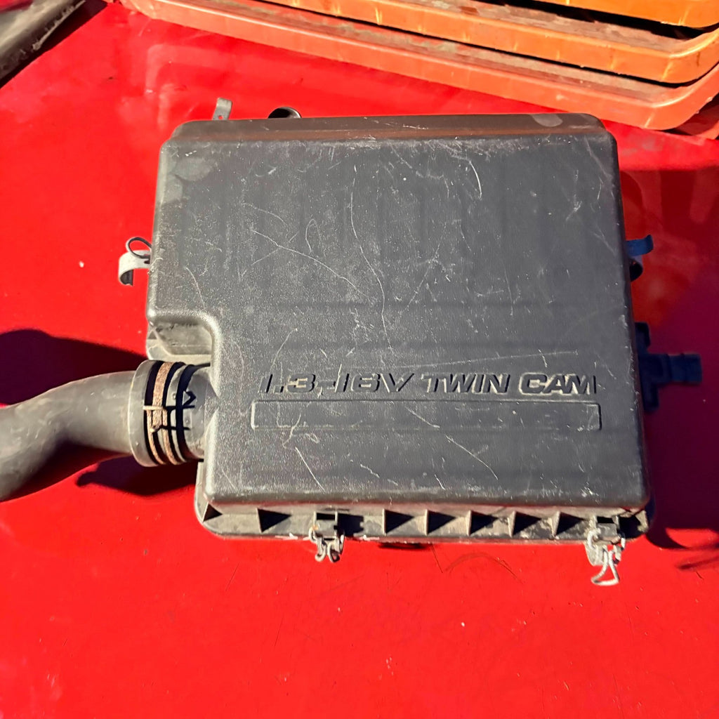 2010 Daihatsu Sirion 1.3 16v Twin Cam Air Filter Housing
