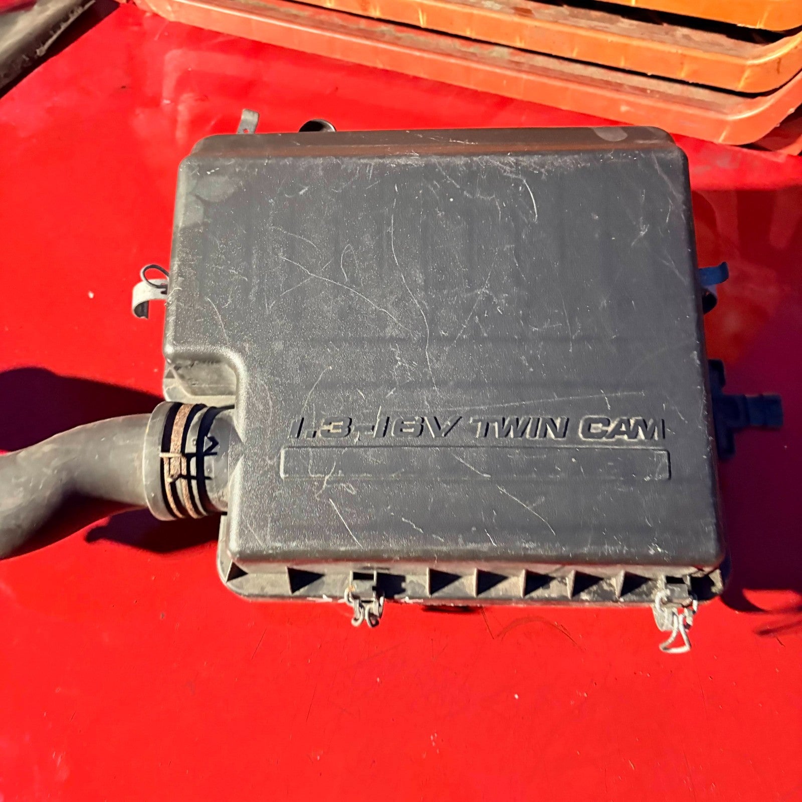 2010 Daihatsu Sirion 1.3 16v Twin Cam Air Filter Housing