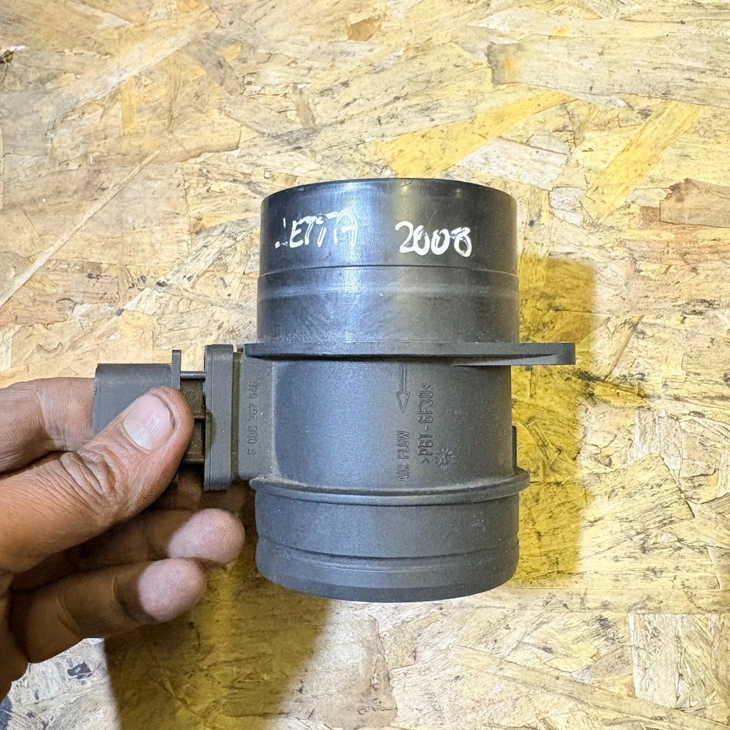 Volkswagen Jetta 2005-2010 MAF Mass Air Flow Meter Sensor F00C2G7046