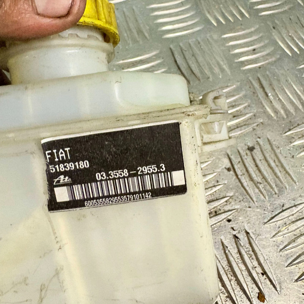 FIAT DOBLO Brake Master Cylinder Reservoir Mk2 10-15 51839180