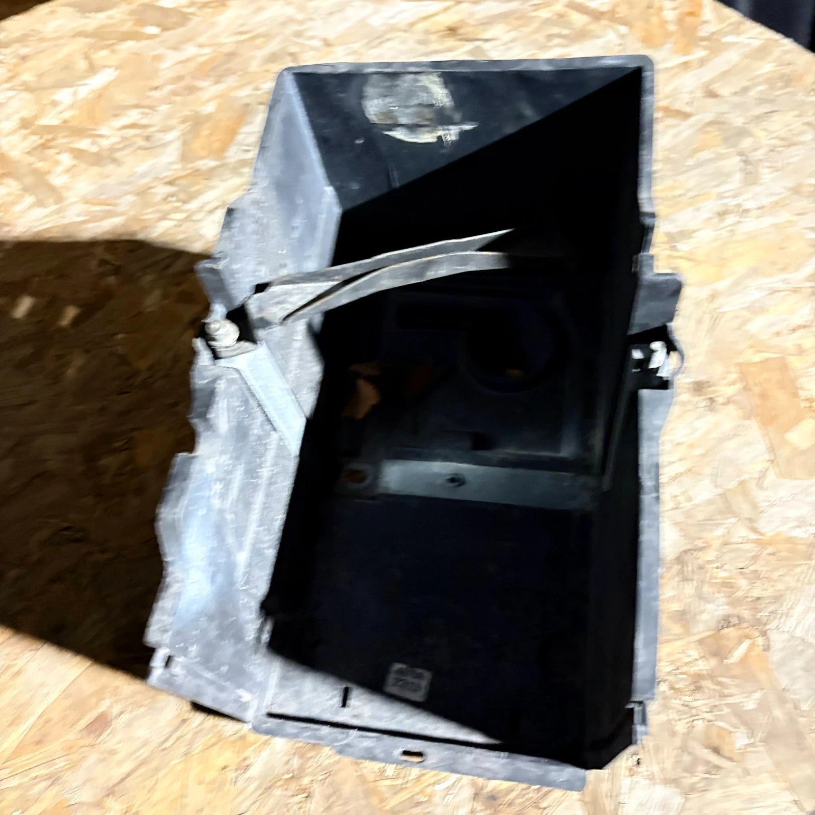 Ford Focus Battery Tray Box Mk3 2010-2018