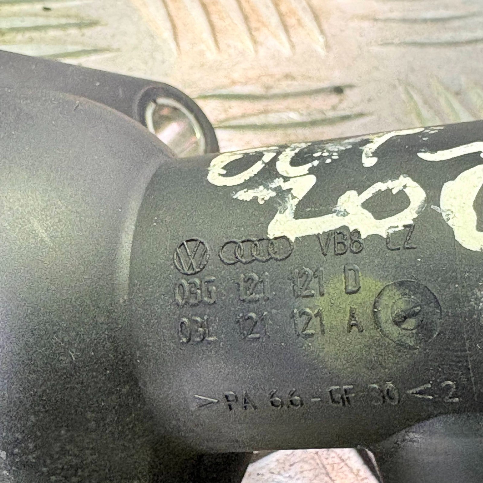 Mitsubishi Outlander 2.0 DI-D CW8W BSY 2007-2012 Coolant Flange 03G121121D