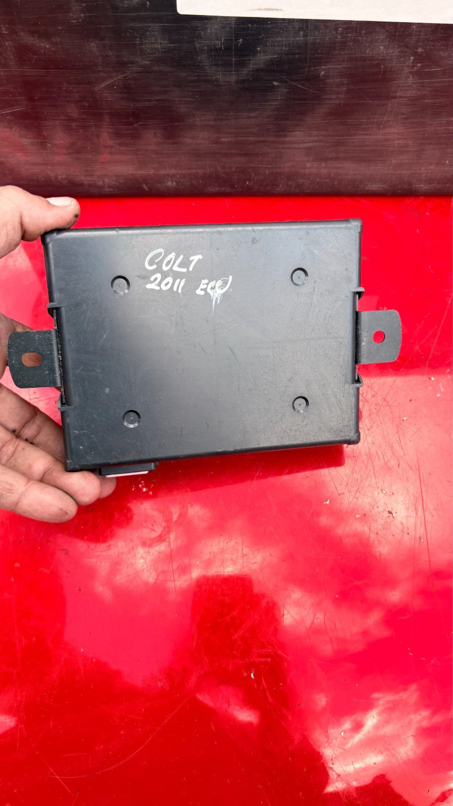 Mitsubishi Colt 2011 Body Control Bcm Fuse Box 8201A143