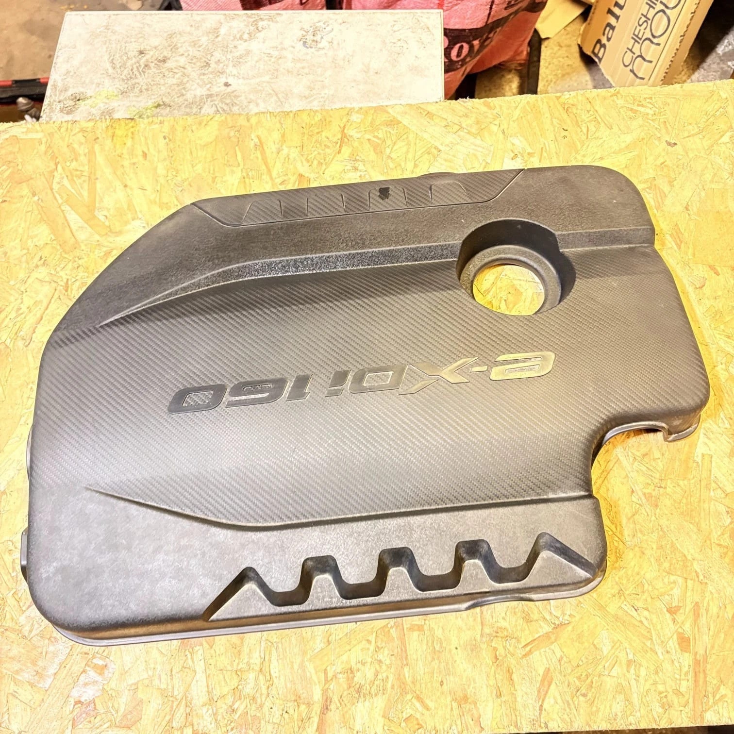 Ssangyong Tivoli Ex 1.6 Diesel 2017 ENGINE COVER A6730100214 Warranty A230