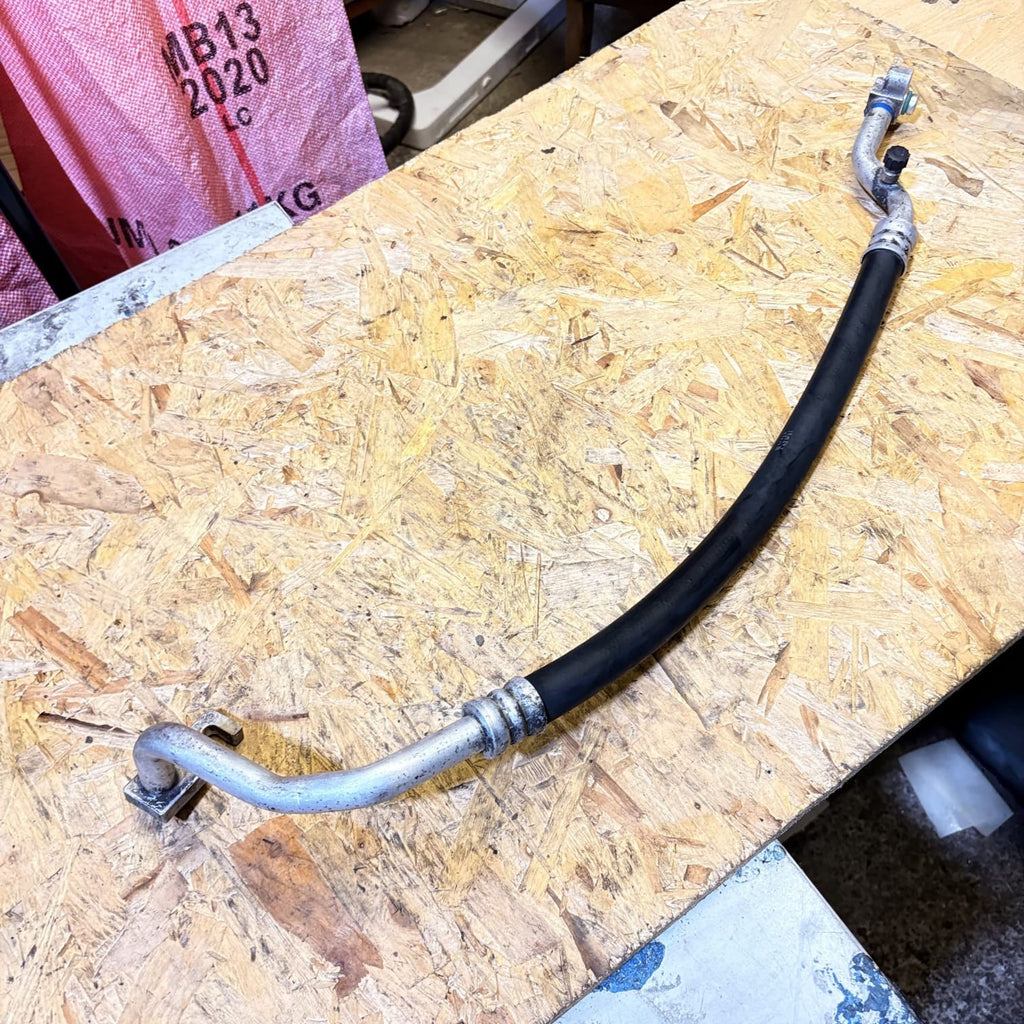 RENAULT CLIO MK4 12-19 AC AIR CON CONDITIONING HOSE PIPE 0.9 PETROL 924544059
