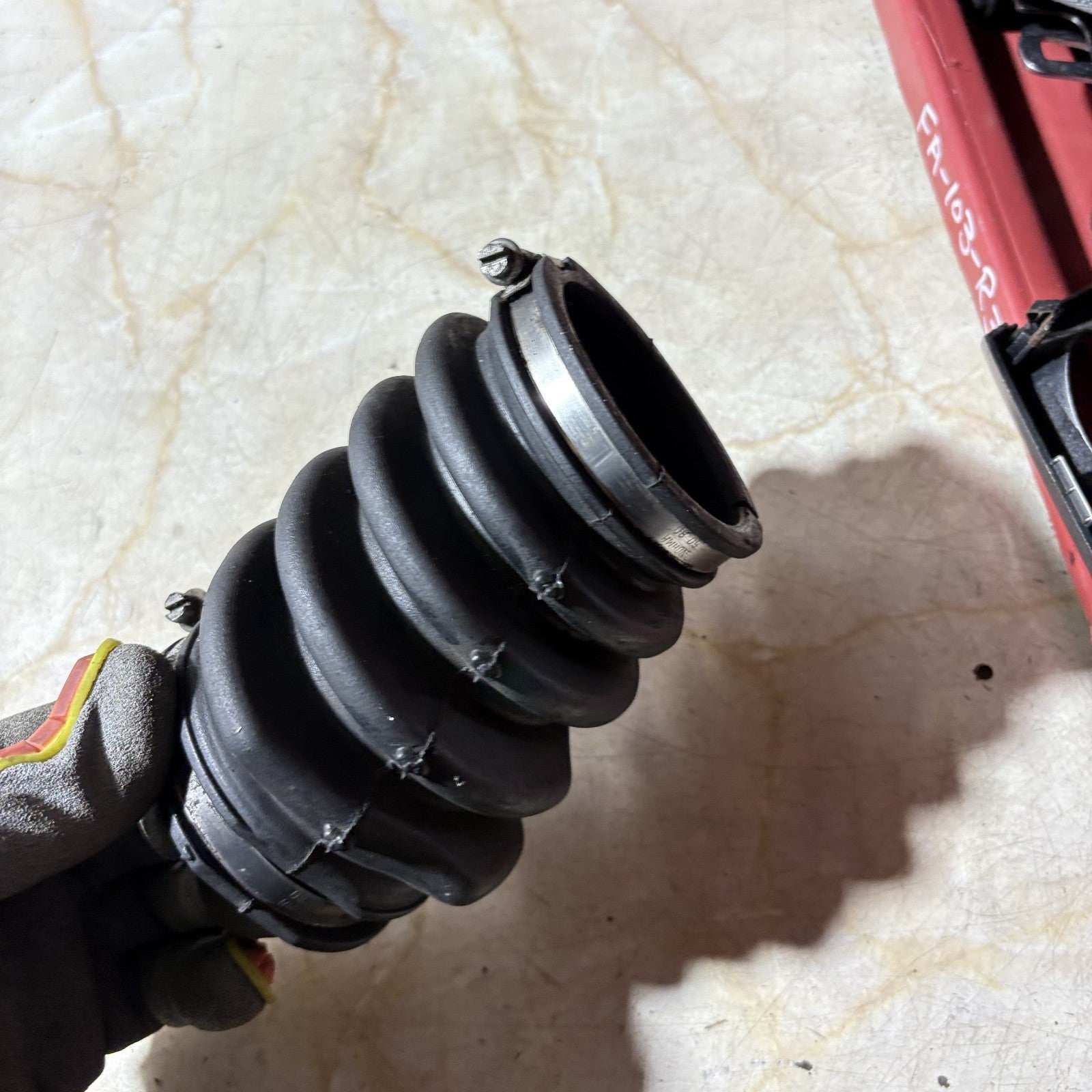 Volvo Turbo Inlet Air Intake Hose Pipe 2013-Rubber Coupler Bellows