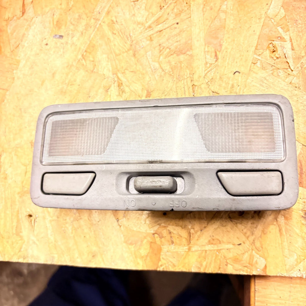 2001 MITSUBISHI SHOGUN INTERIOR LIGHT