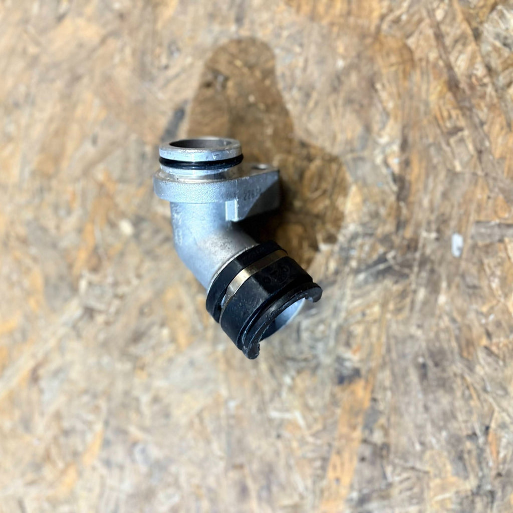 KIA Sportage Hyundai Tucson Coolant Hose Connector Elbow Pipe 2016-2022