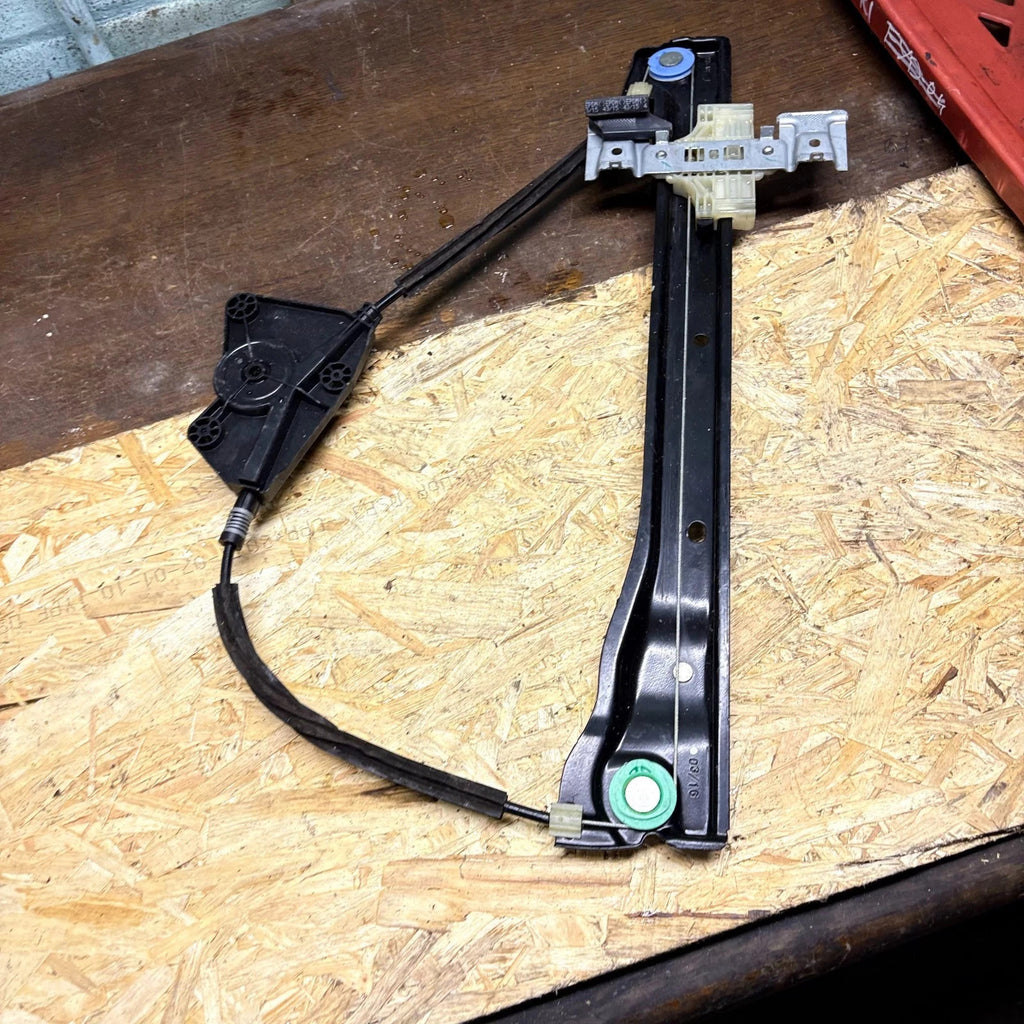 VW Up Seat Mii Skoda Citigo 2012-17 3dr Front Left Window Regulator 1S3837461A
