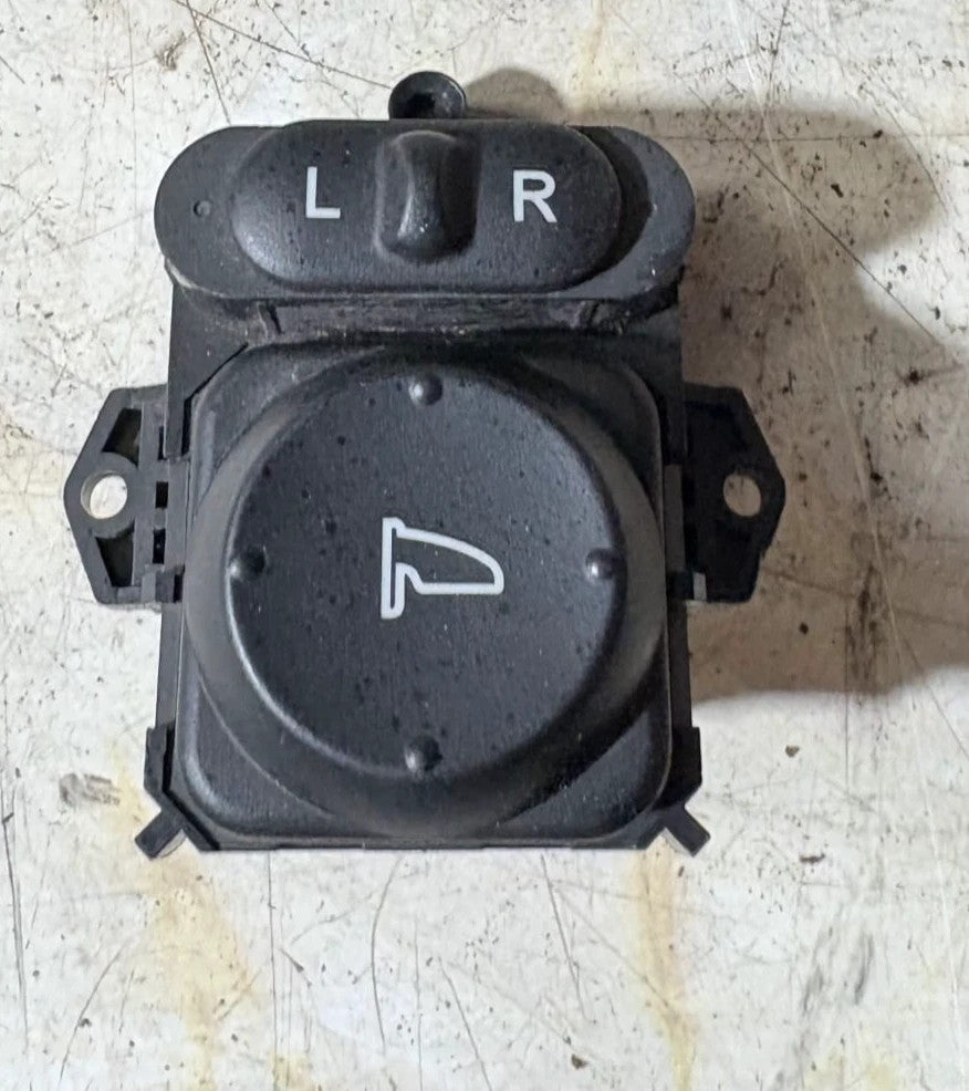 HONDA CIVIC Hatchback FK8 Type-R Mirror Adjustment Switch 35190-T6A-J01 2012