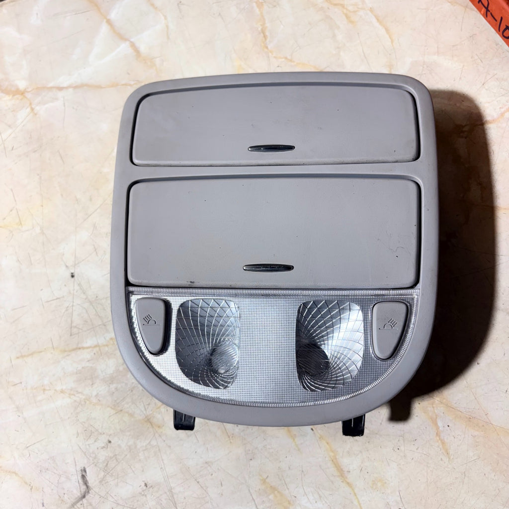 HYUNDAI SANTA FE 2011 5DR FRONT INTERIOR ROOF READING COURTESY LIGHT 92800-2BXXX